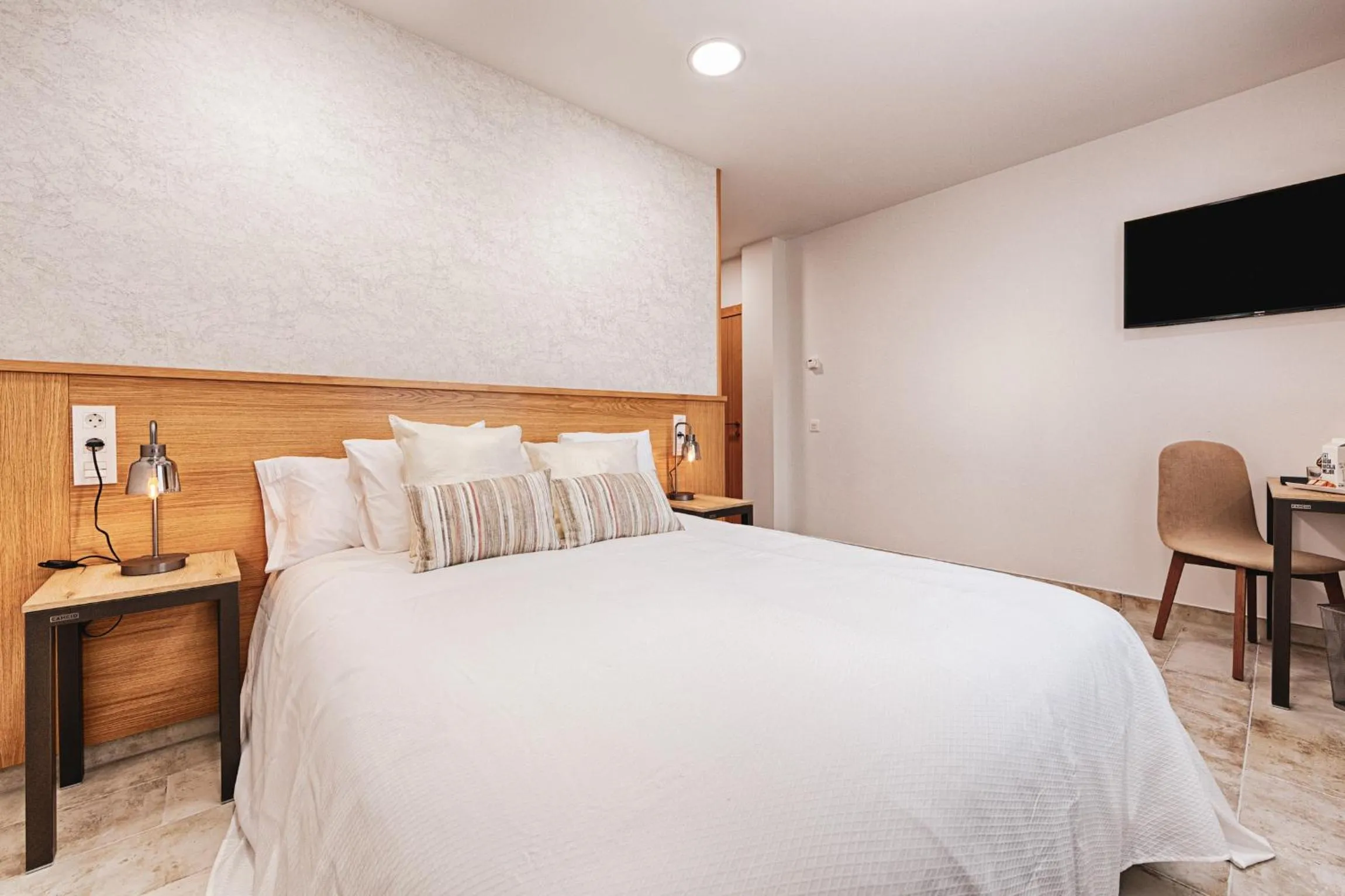 Photo of the whole room, Bed in Hotel rural La Tejera