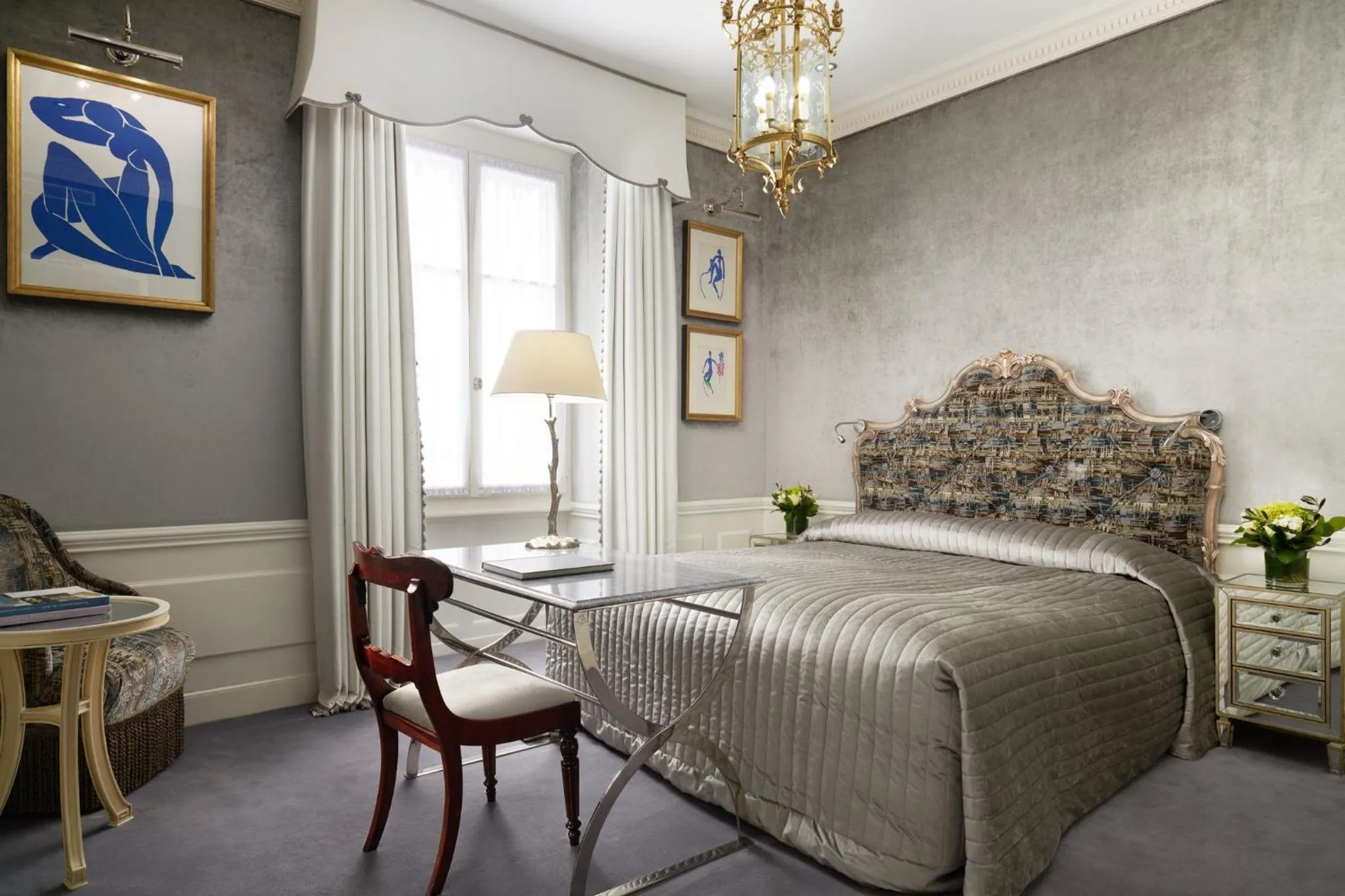Photo of the whole room, Bed in Hotel d'Angleterre