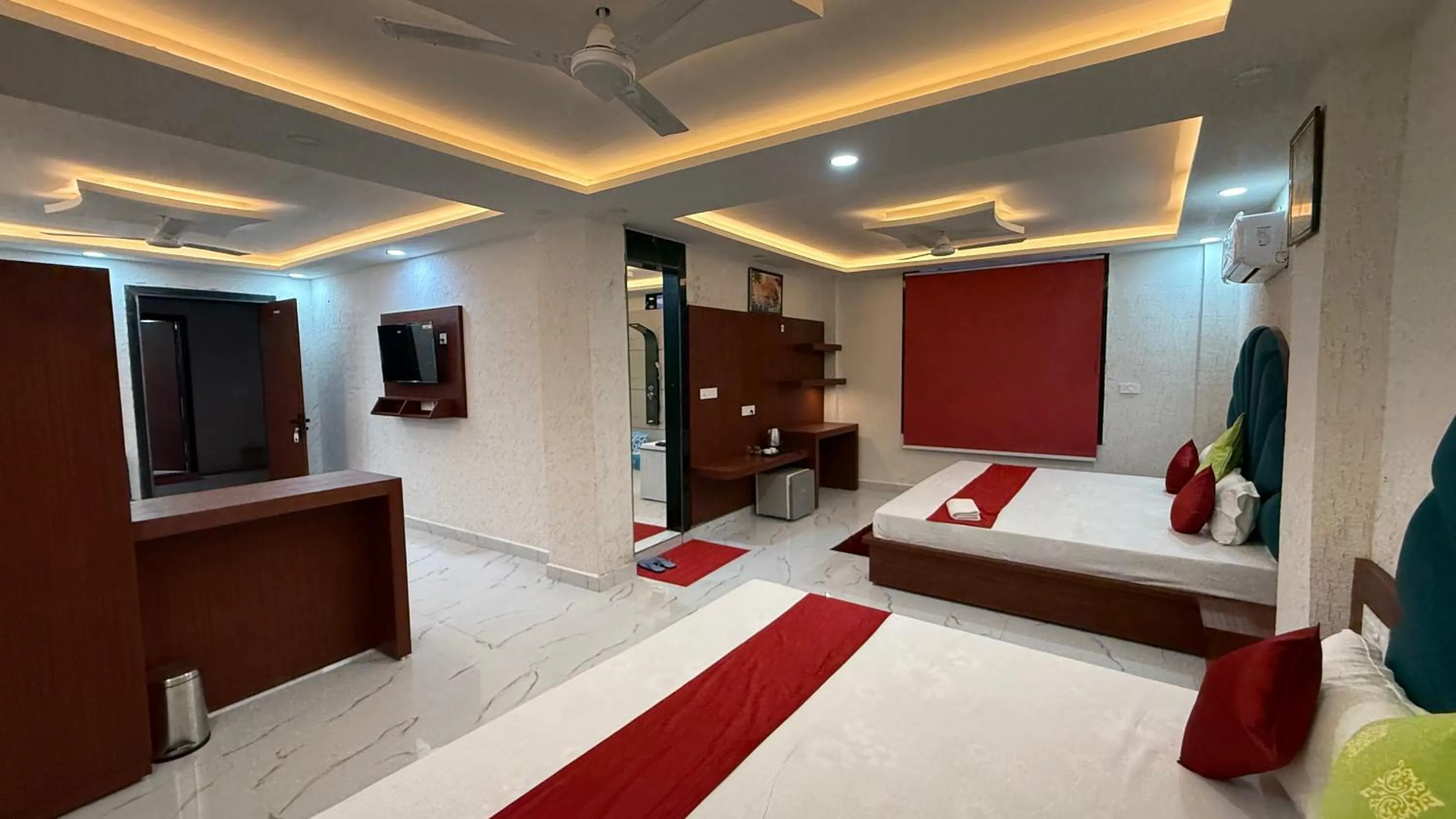 Photo of the whole room, Bed in Bundeli Farm Resort & Banquet Orchha