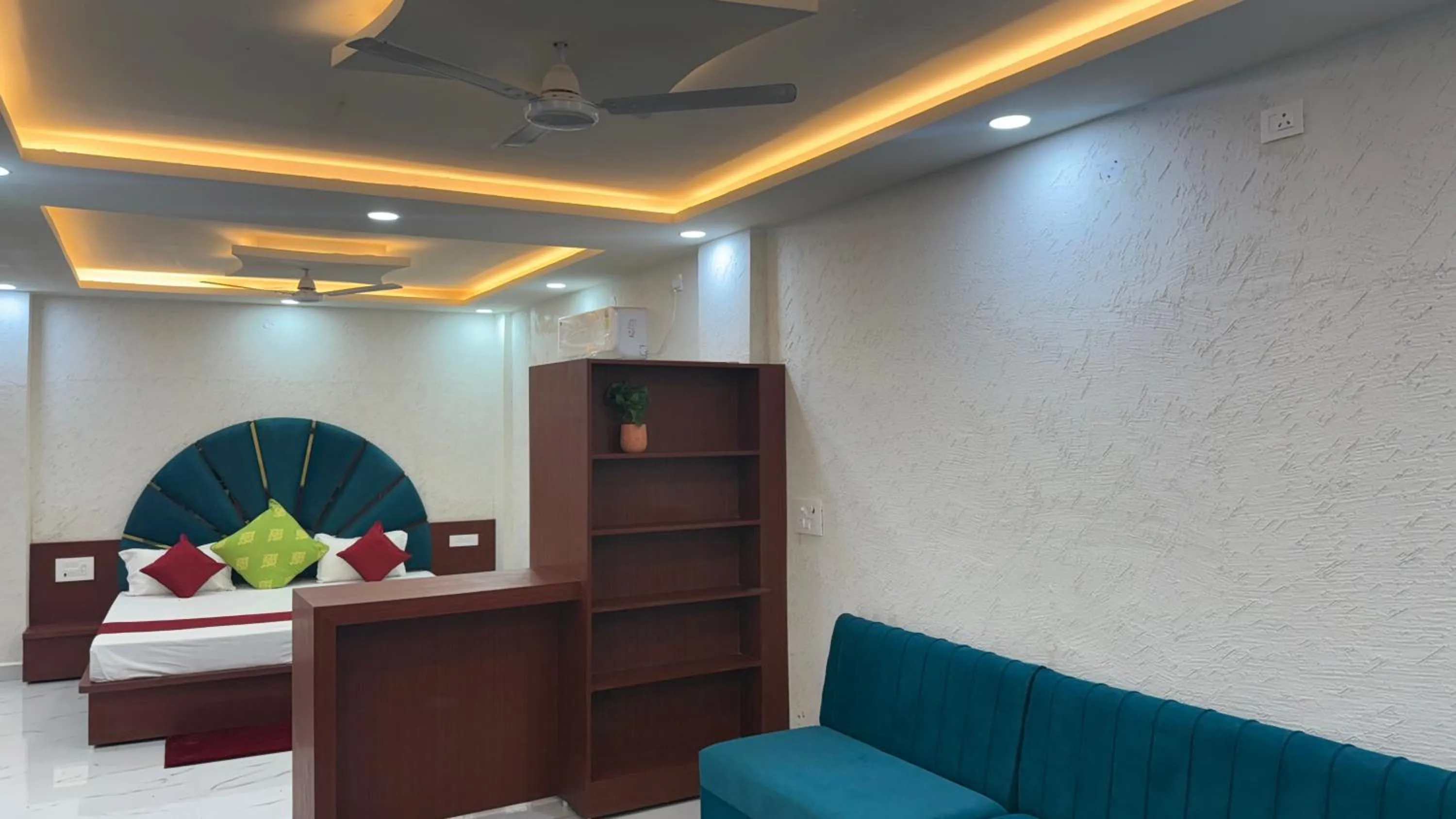 Bed in Bundeli Farm Resort & Banquet Orchha