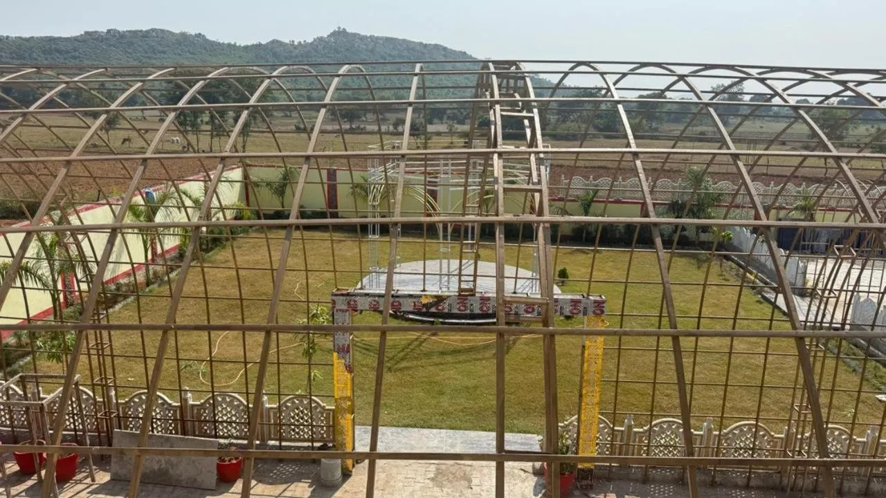 Property building in Bundeli Farm Resort & Banquet Orchha