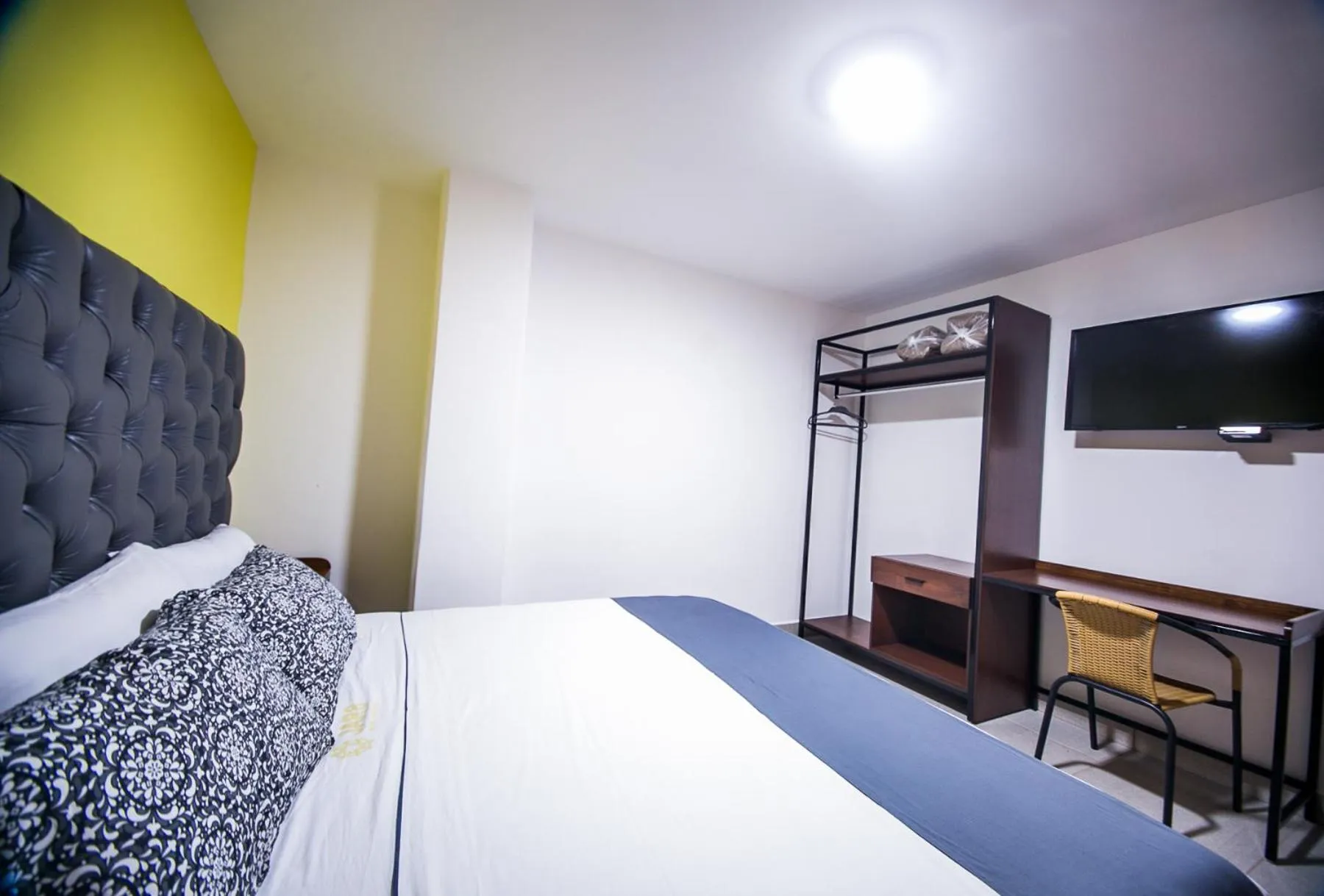 Property building, Bed in Hotel Jar8 Acuario enfrente al Acuario de Veracruz