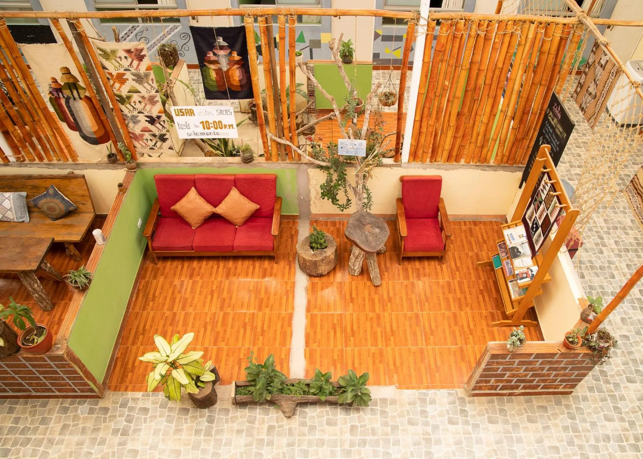 Seating area in Libélula Hotel