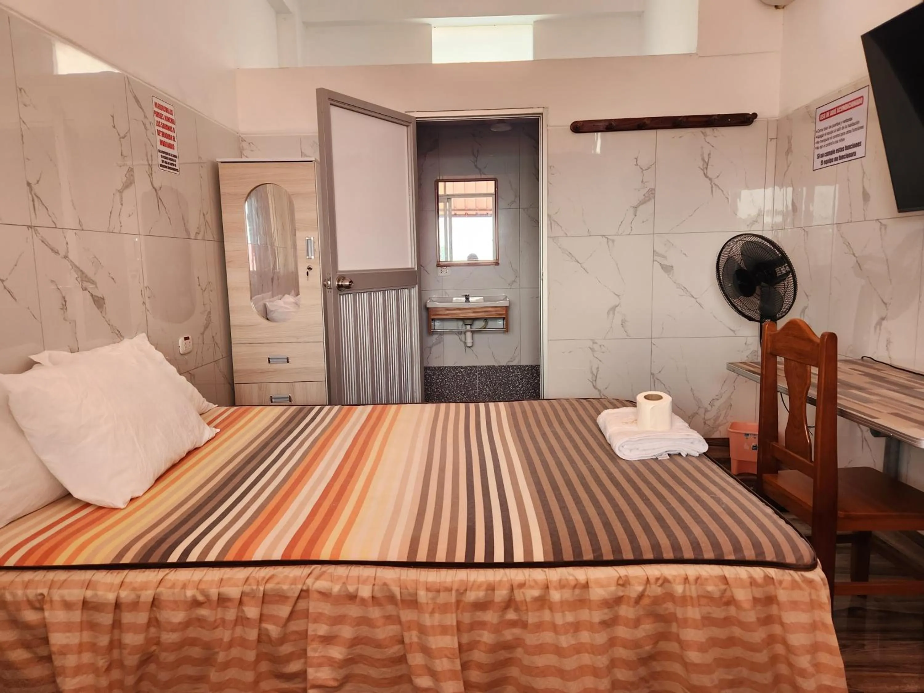 Bedroom, Bed in Libélula Hotel