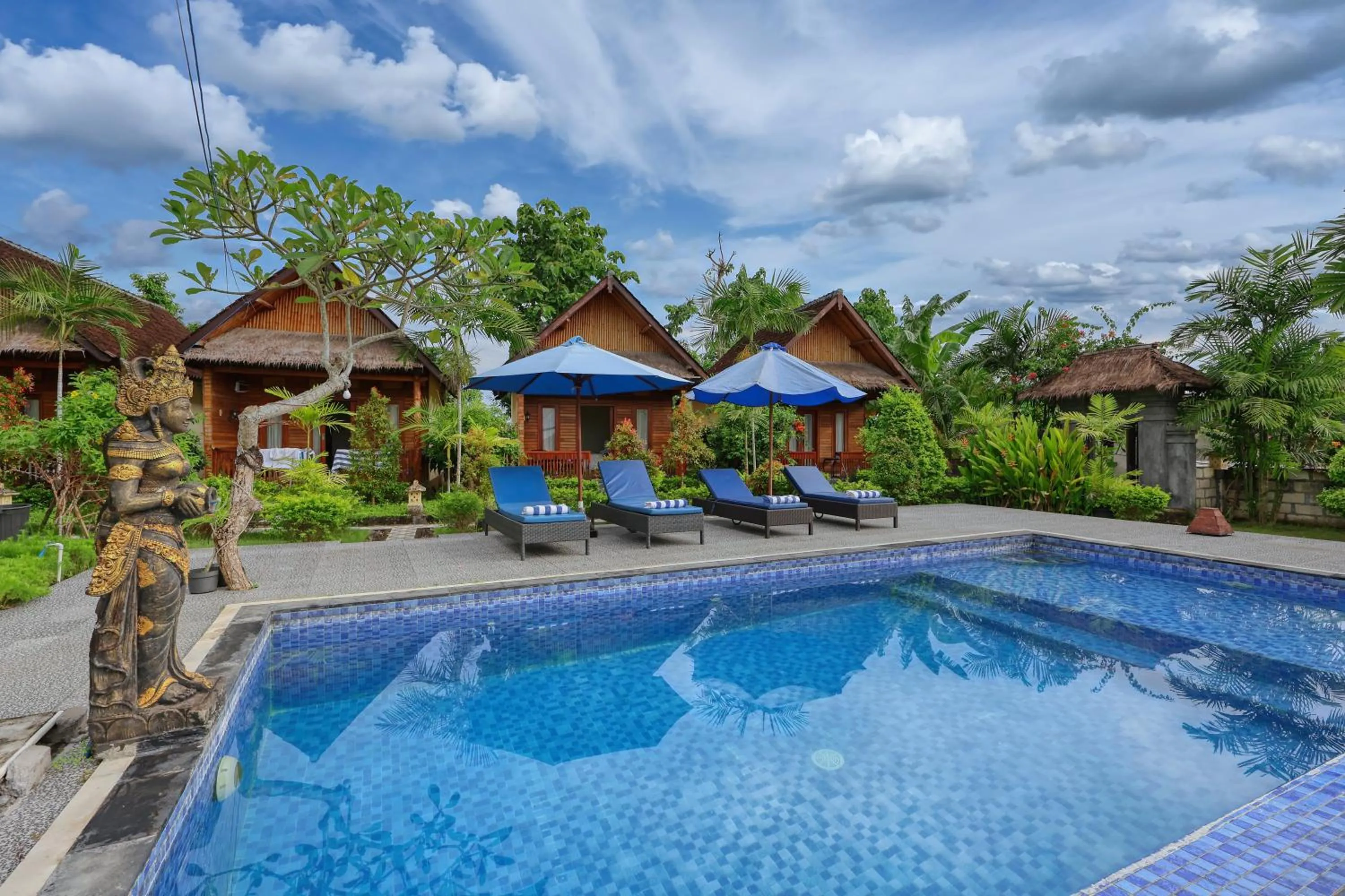 Property building in RR Cottage