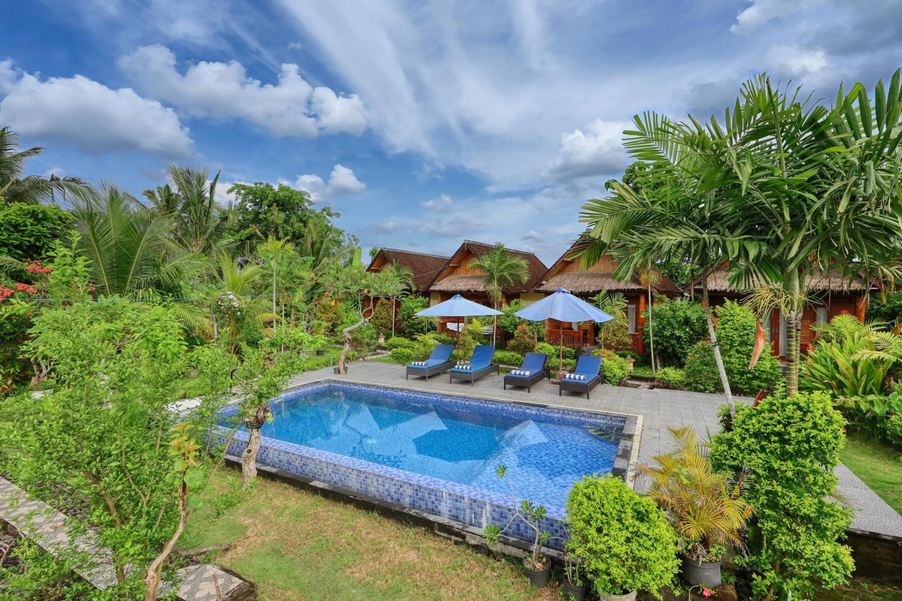 Swimming pool in RR Cottage