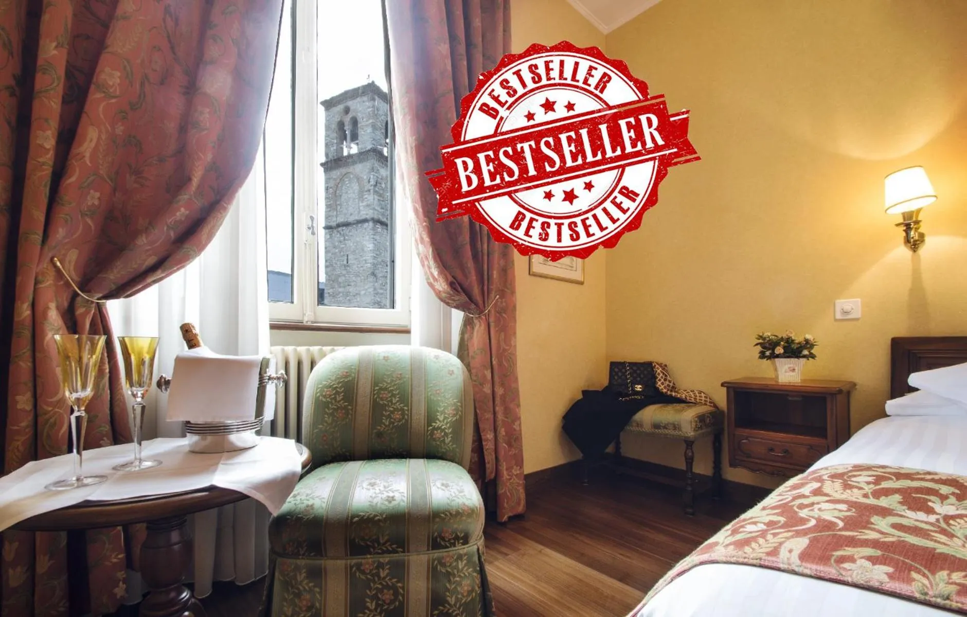 Bedroom, Bed in International au Lac Historic Lakeside Hotel