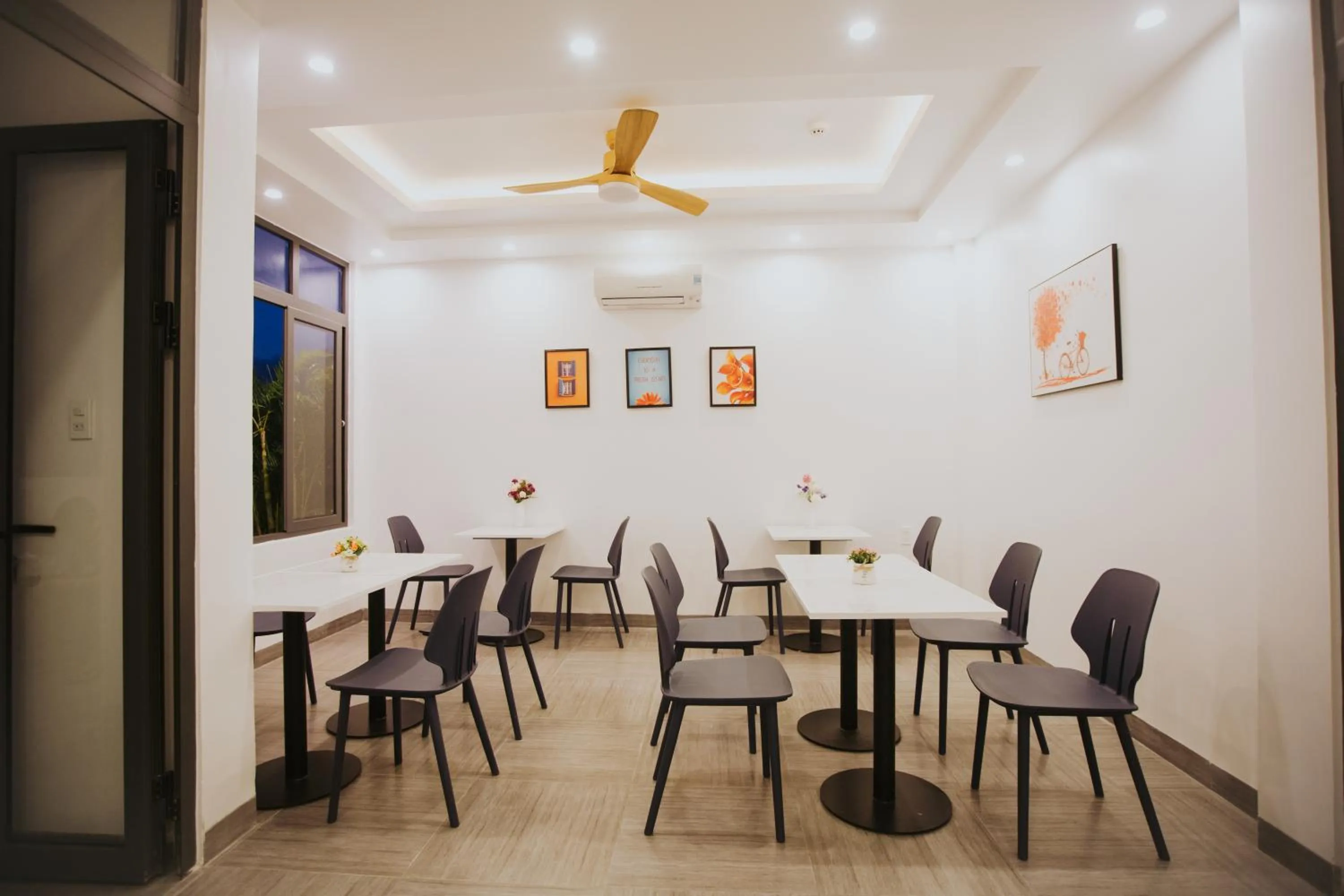 Restaurant/places to eat in Marina Hotel Phú Yên