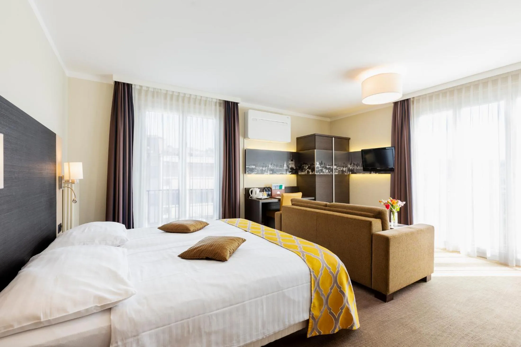 Bed in Hôtel Bellerive