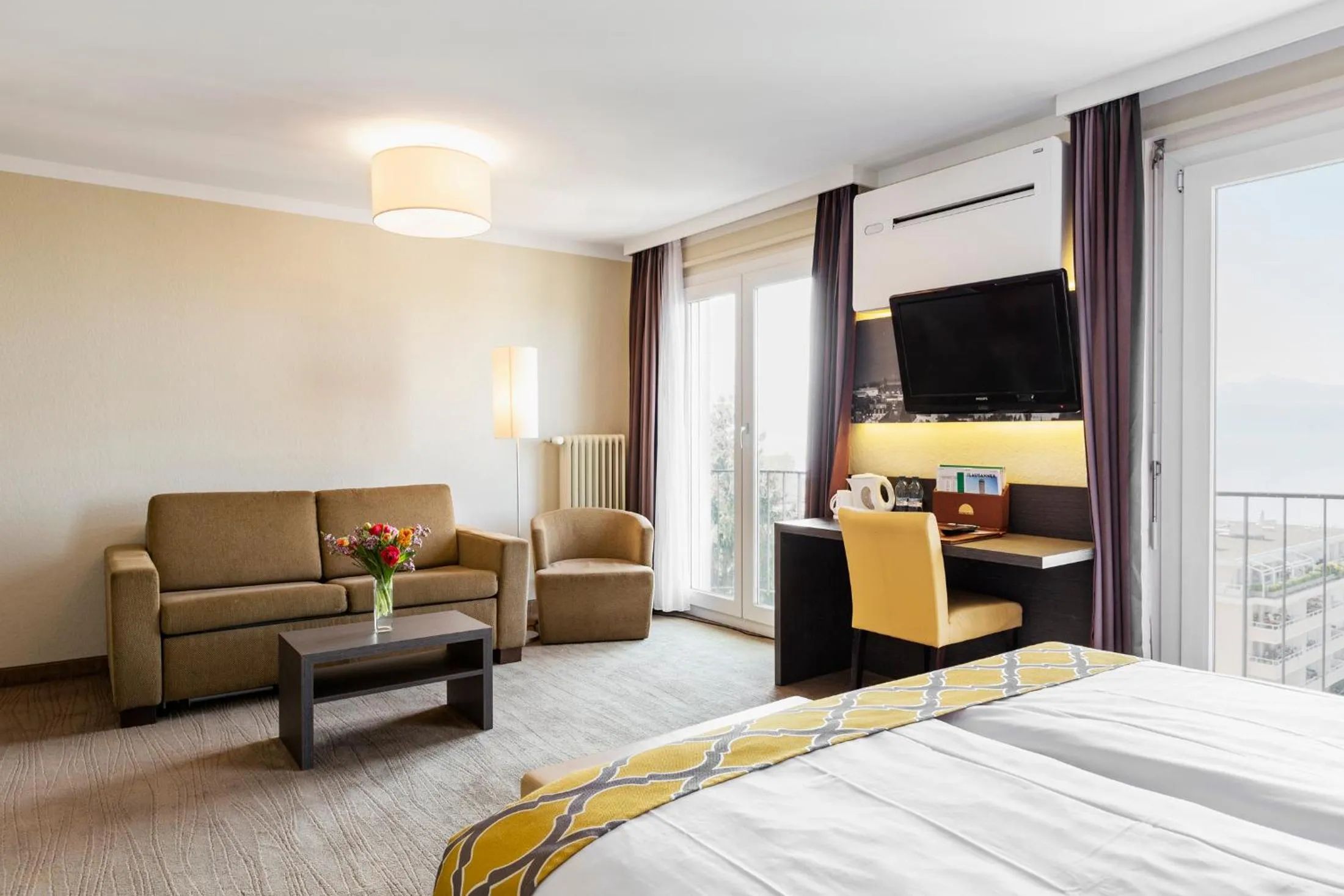 Bed in Hôtel Bellerive