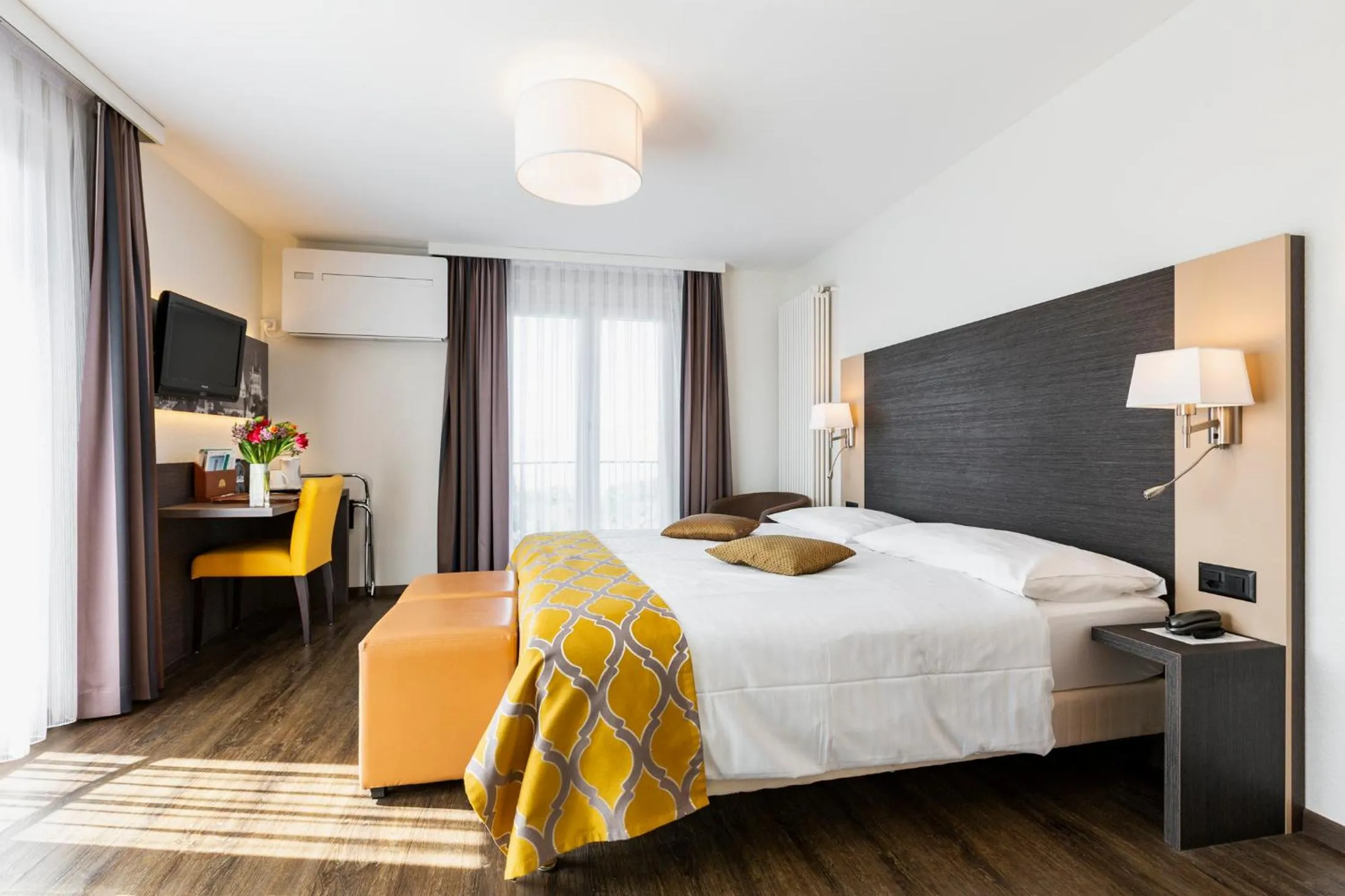 Bed in Hôtel Bellerive