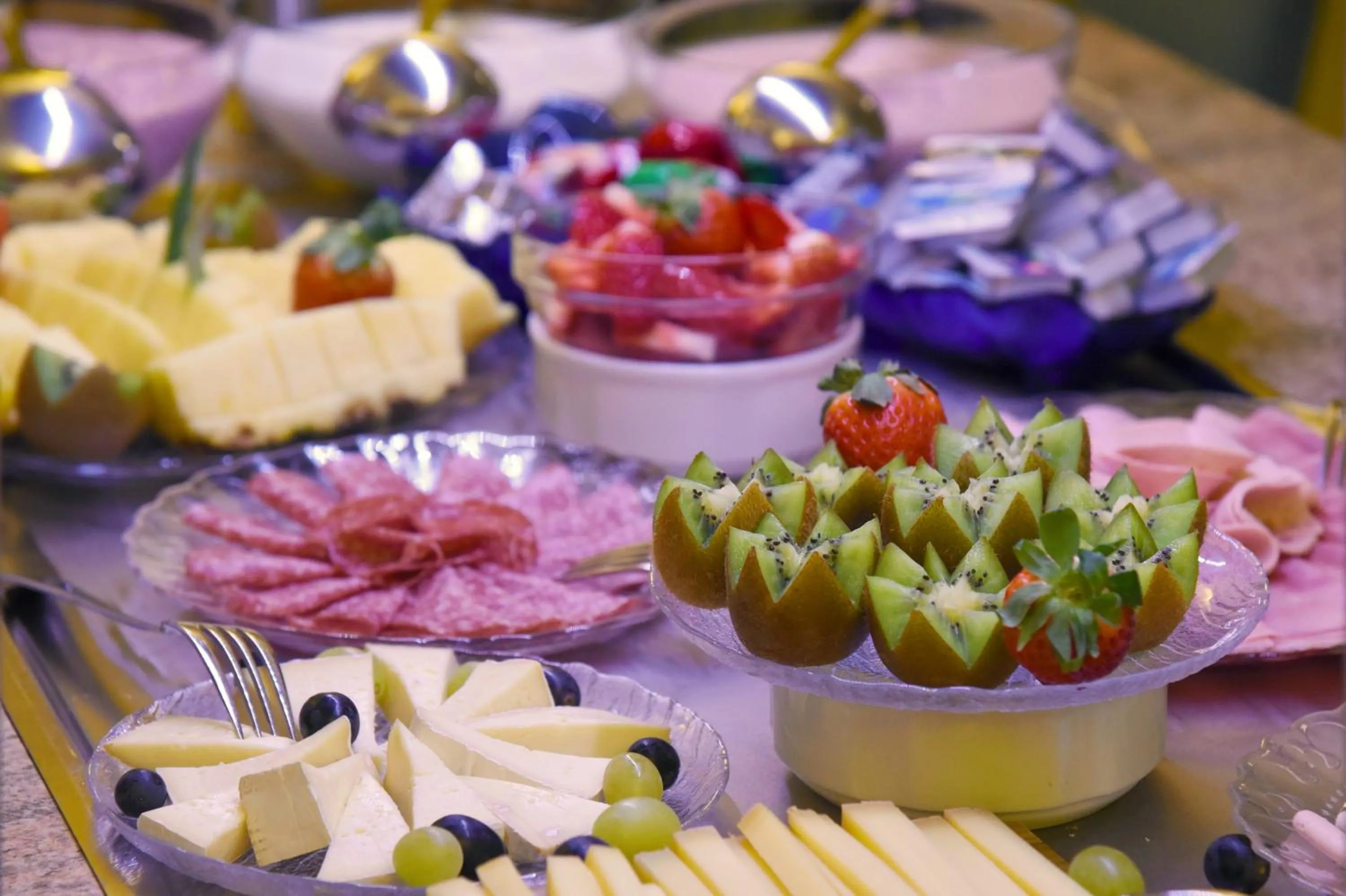 Buffet breakfast in Hôtel Bellerive