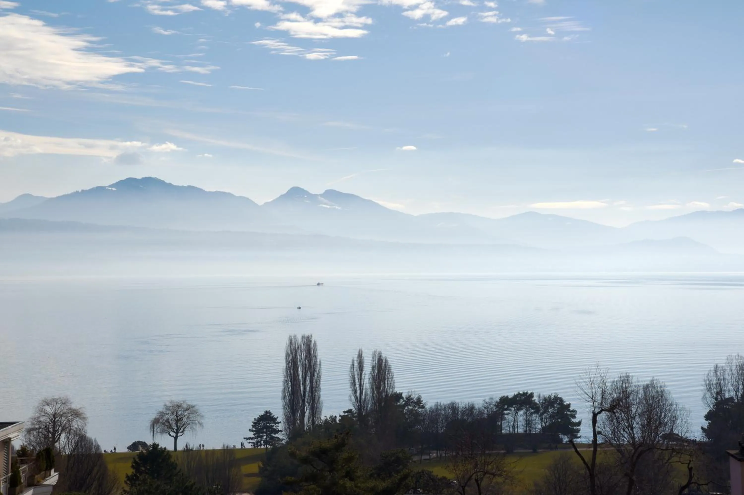 Lake view in Hôtel Bellerive