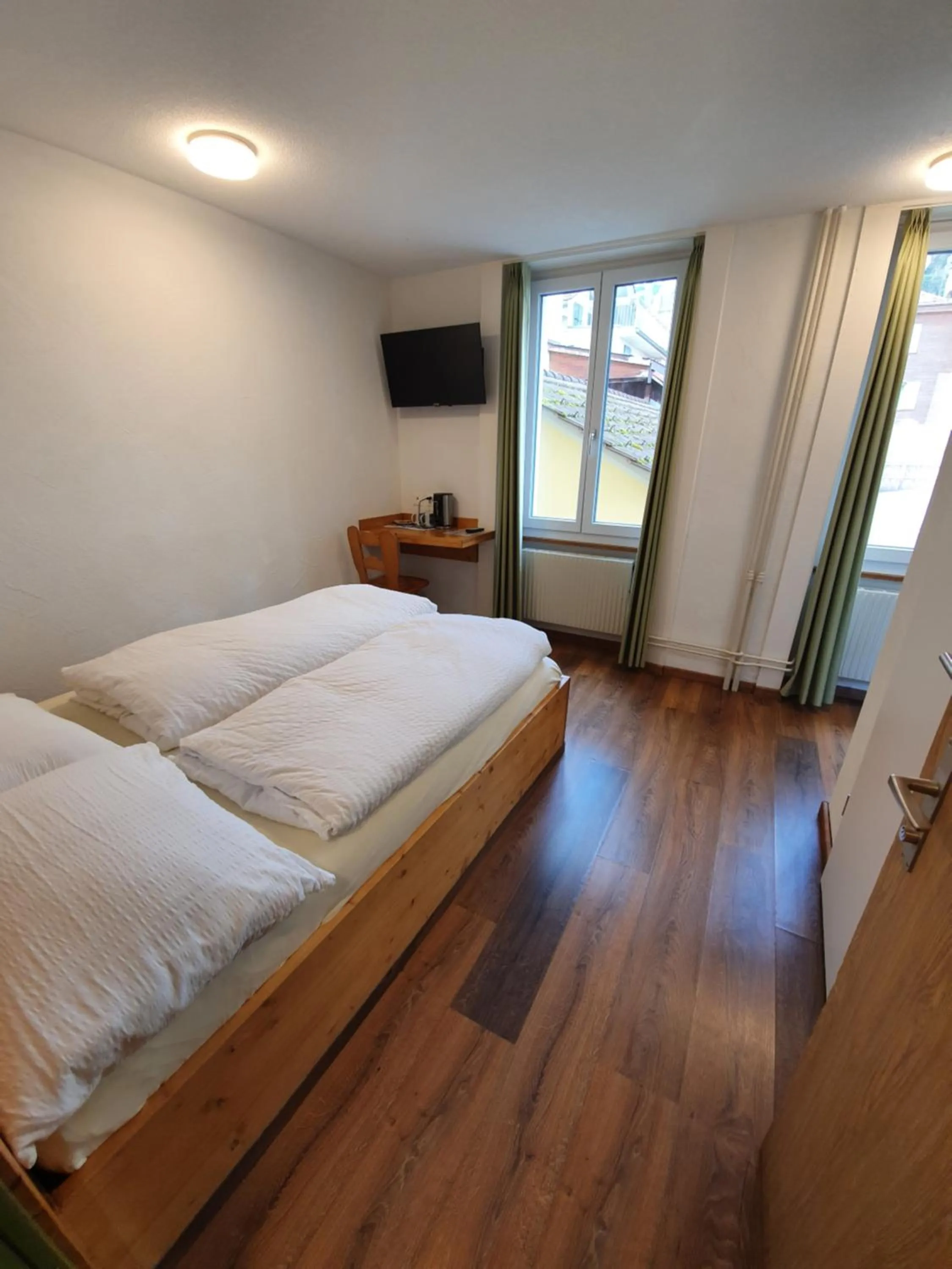 Bed in Hotel Toscana