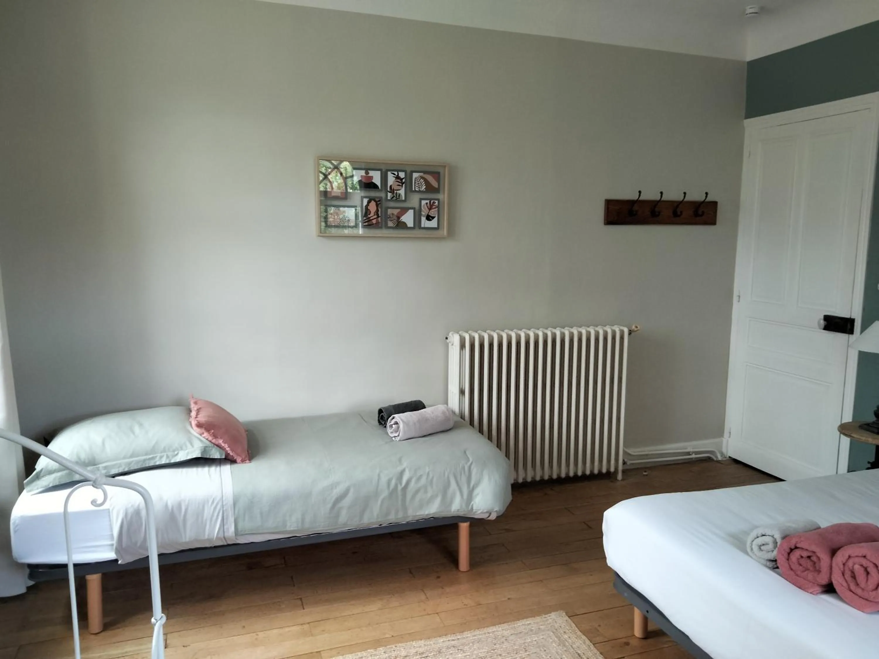 Bedroom, Bed in Moulins de Clan