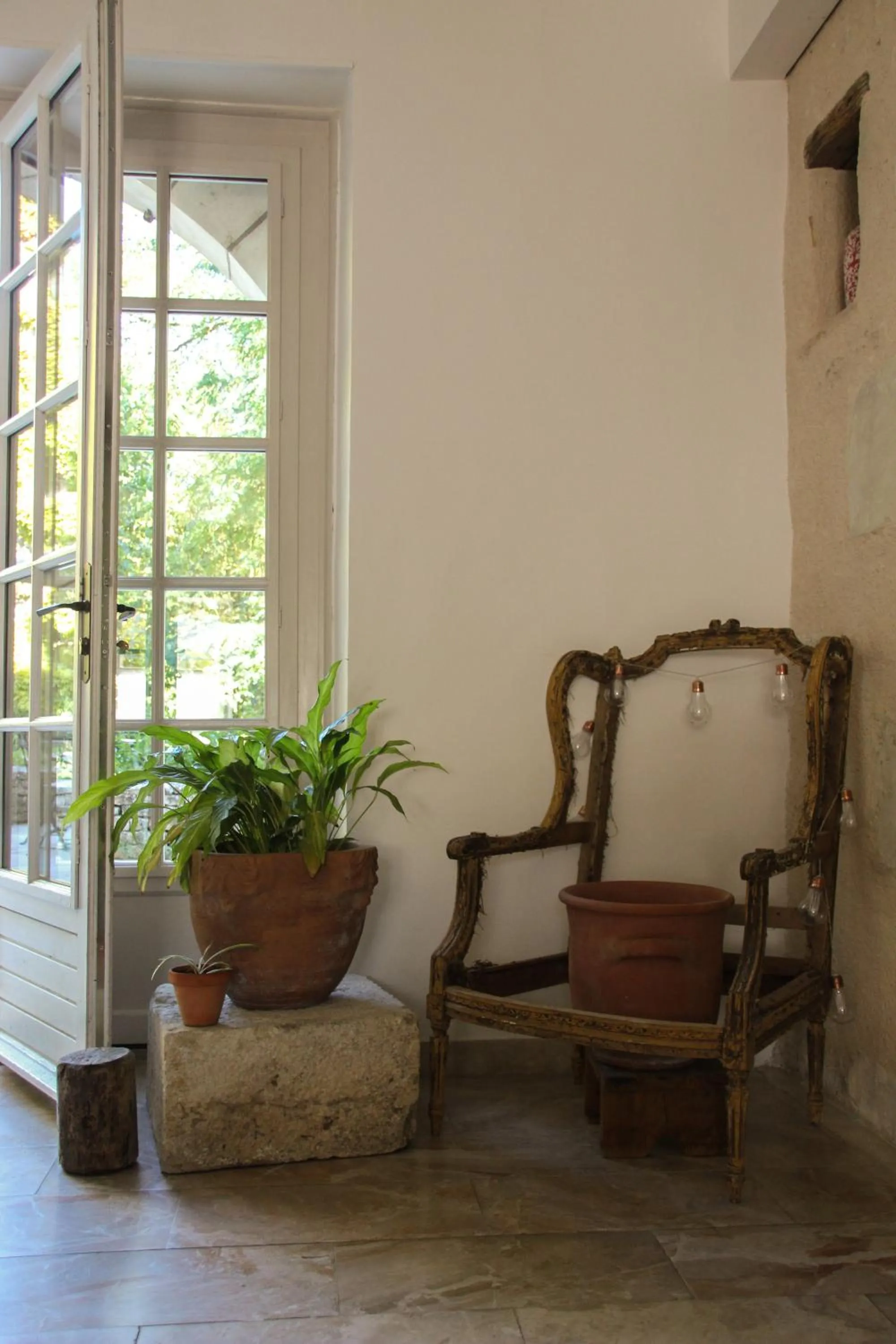 Decorative detail in Moulins de Clan