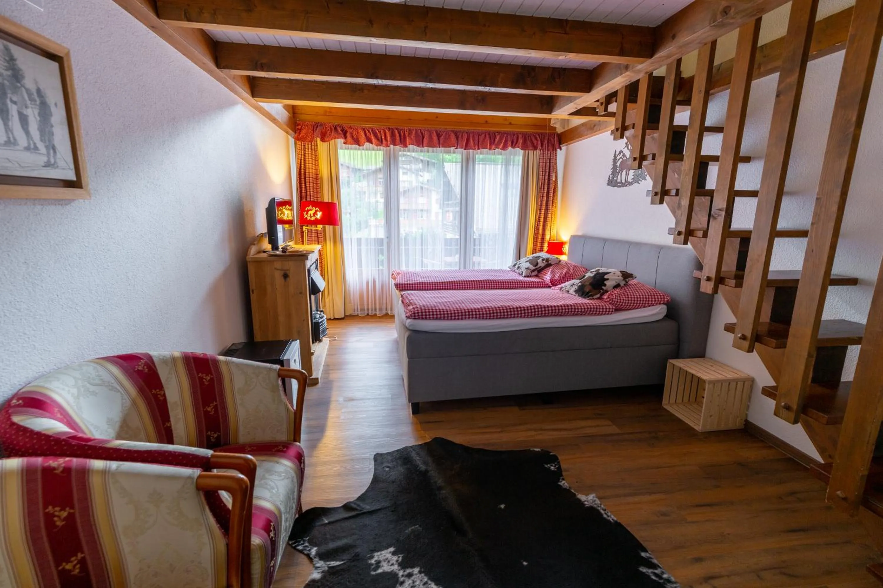 Photo of the whole room, Bed in Chalet-Hotel Beau-Site