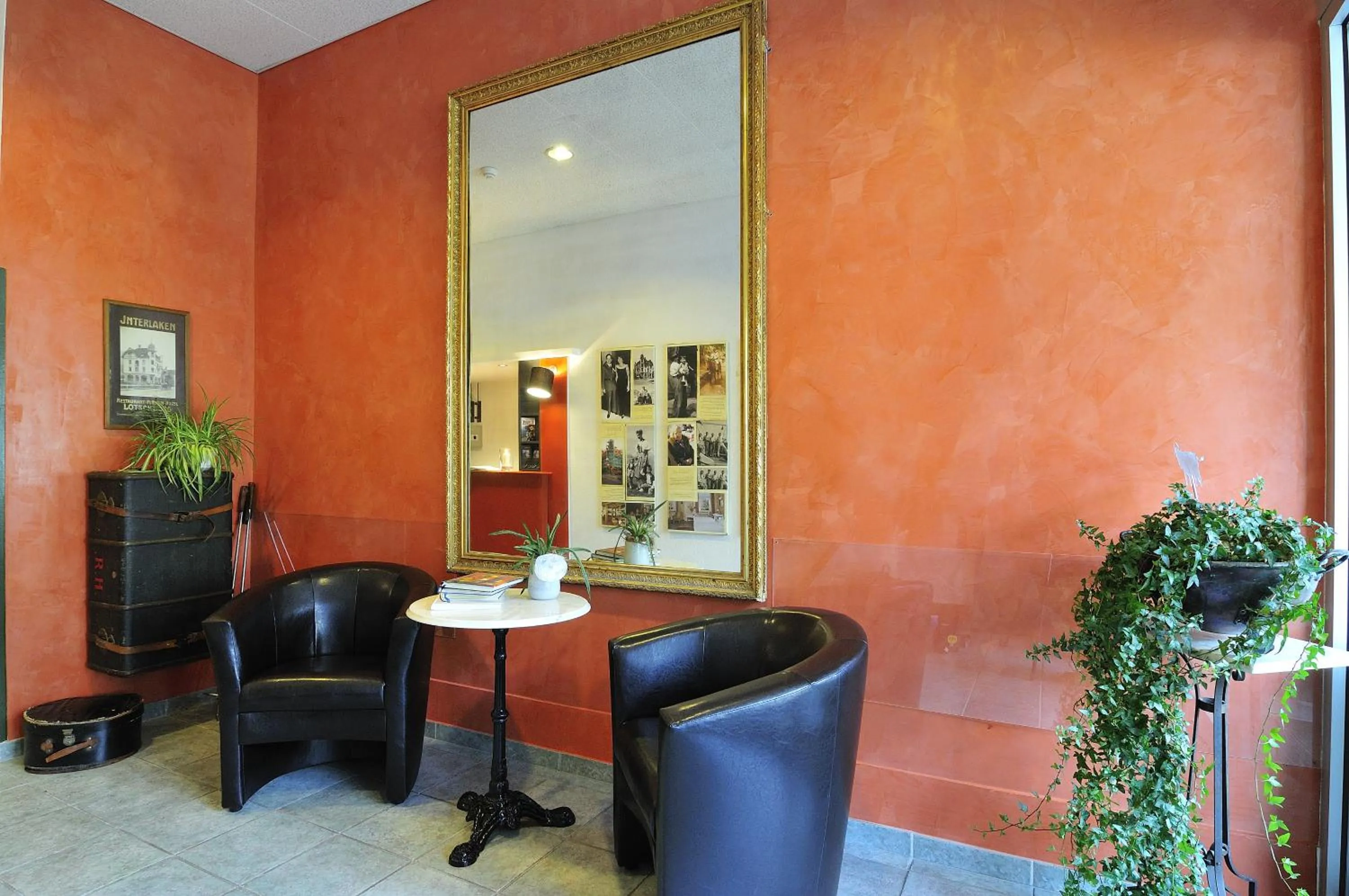 Facade/entrance in Hotel Lötschberg