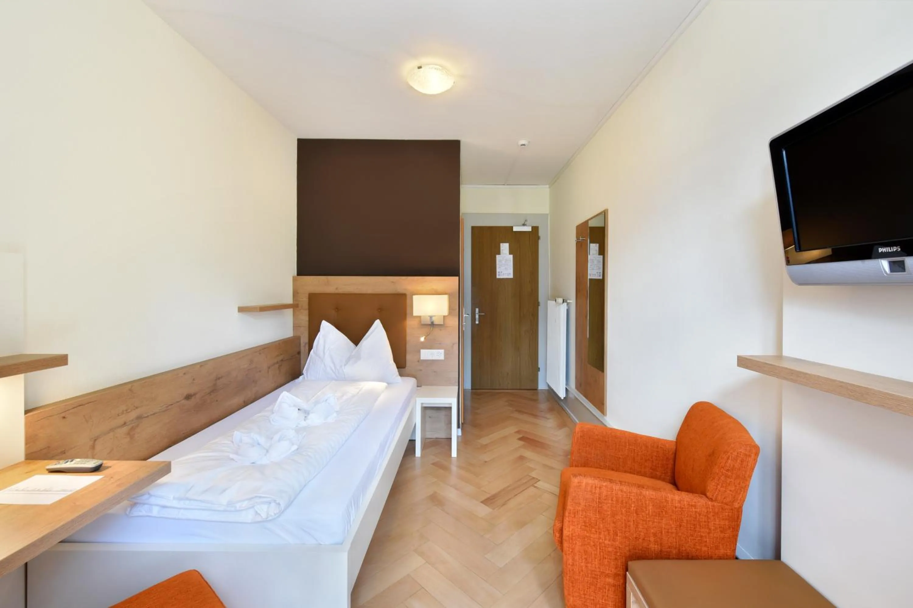 TV and multimedia, Bed in Waldhotel Unspunnen
