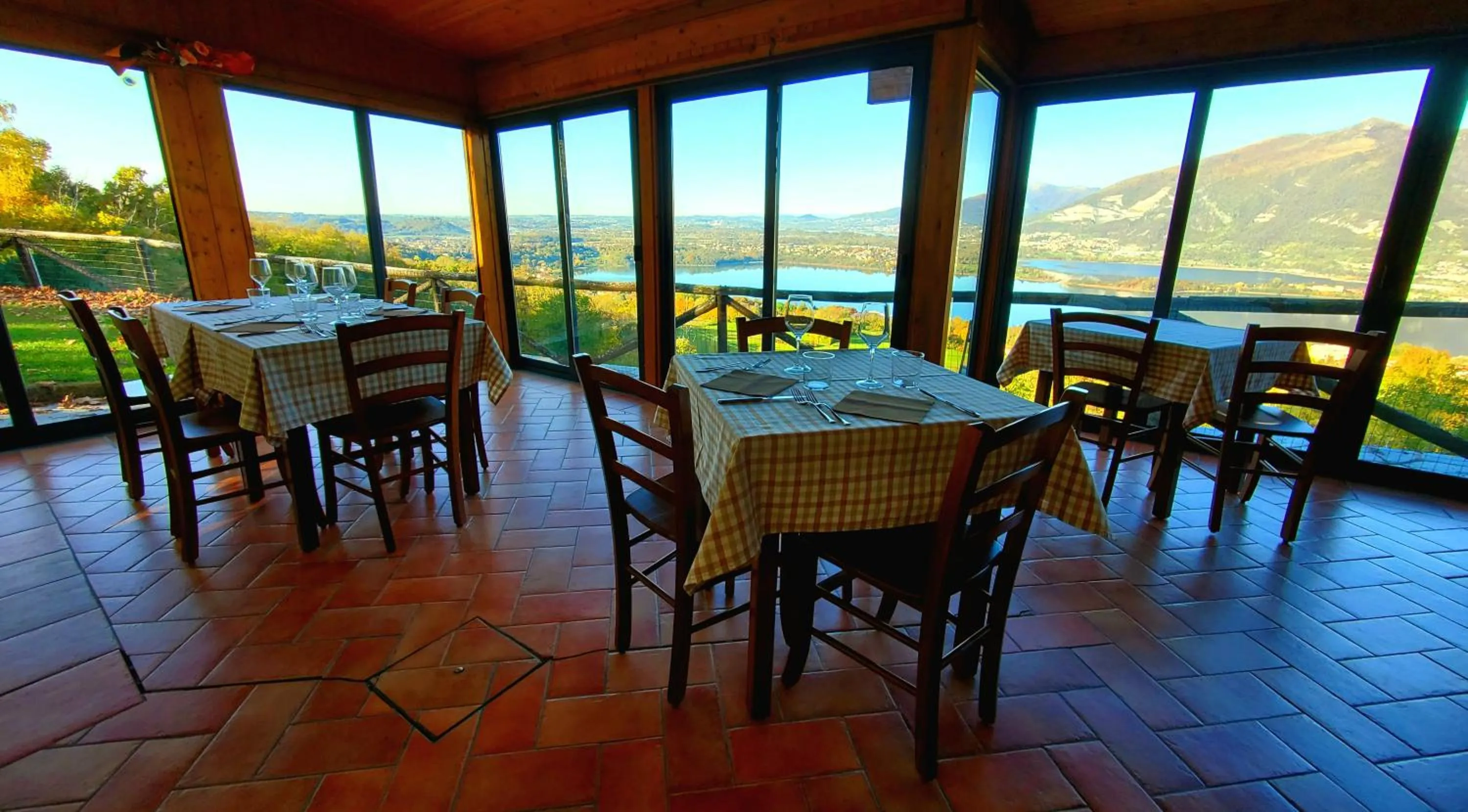 Restaurant/places to eat in Antica Locanda La Tinara del Belvedere - Romantic Dreams -