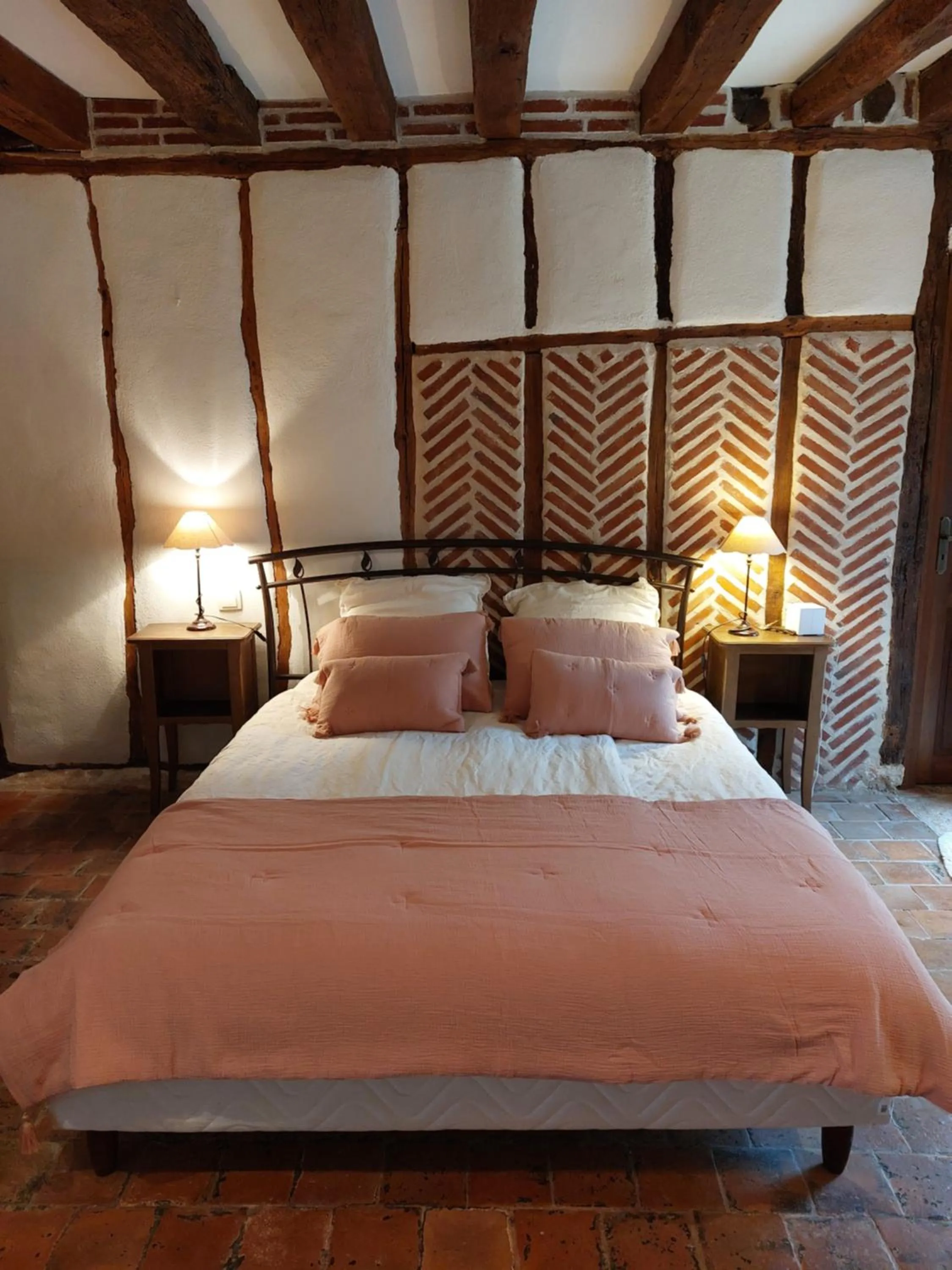 Bed in Traînefeuilles - Chambres d'hôtes proche Zoo de Beauval