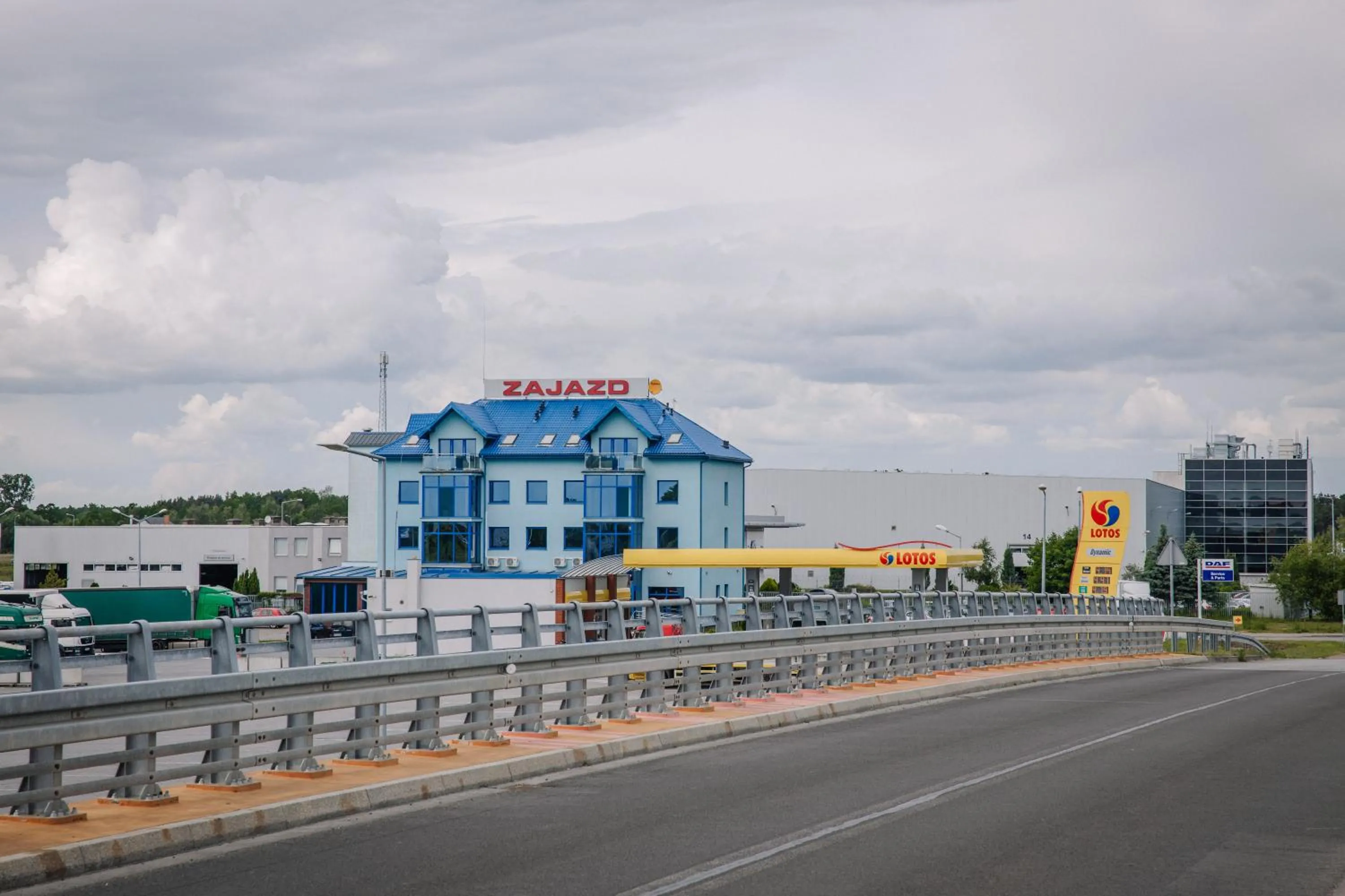 Zajazd Blue
