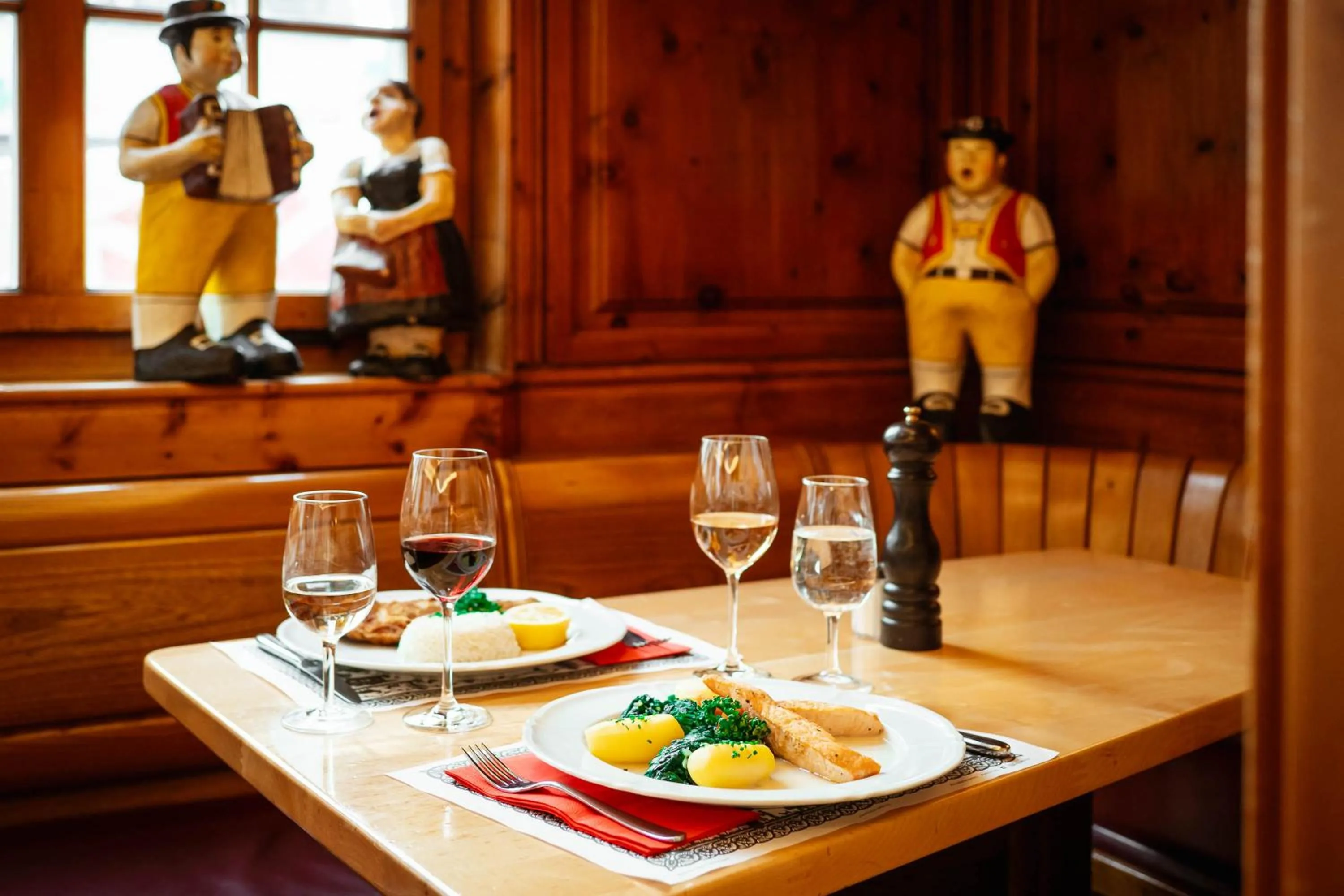 Food and drinks in Hotel Adler Zürich