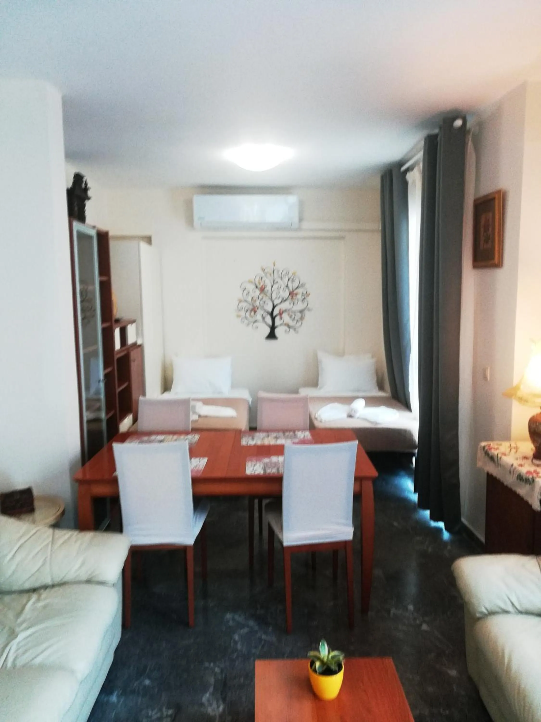 Bed in Luxury Apts Heraklion Center