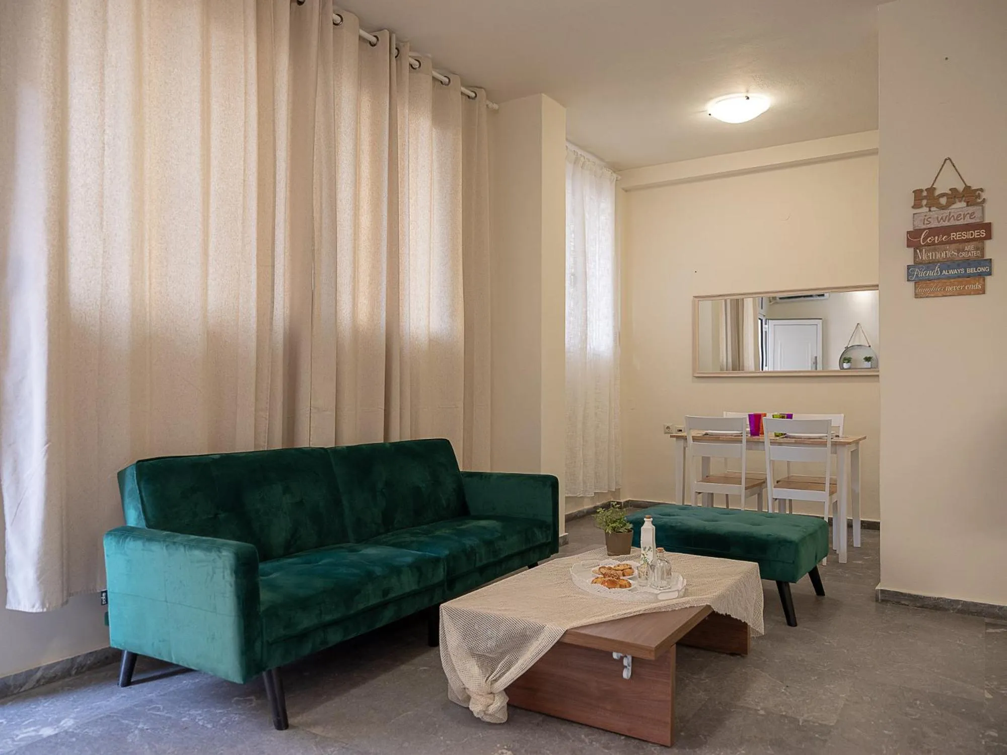 Living room in Luxury Apts Heraklion Center