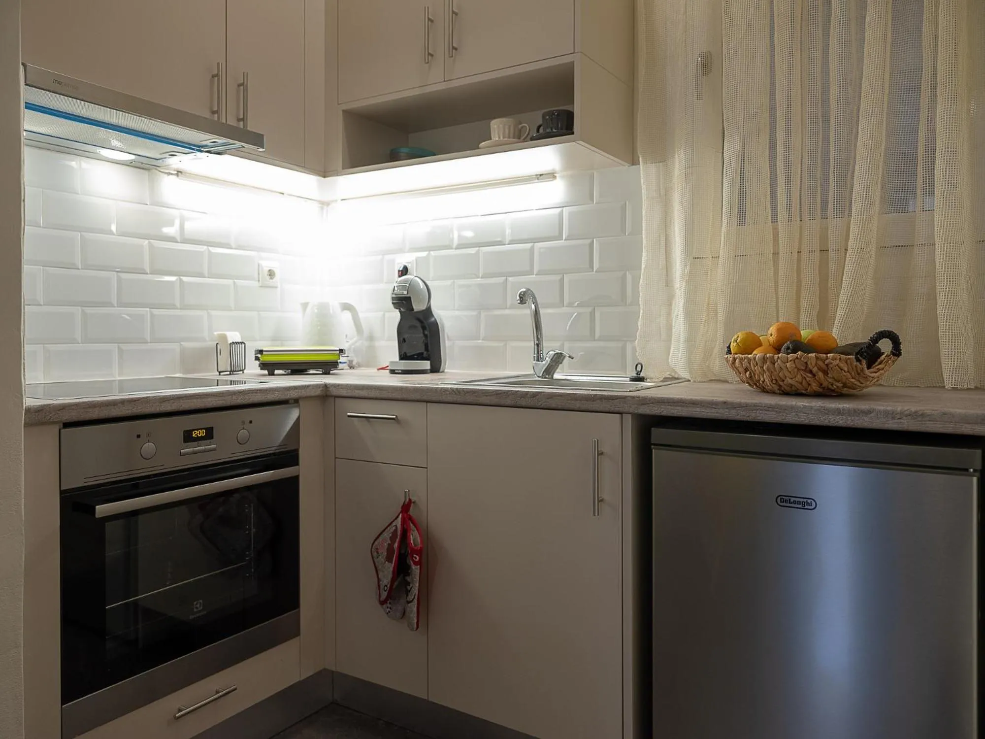 Kitchen or kitchenette in Luxury Apts Heraklion Center