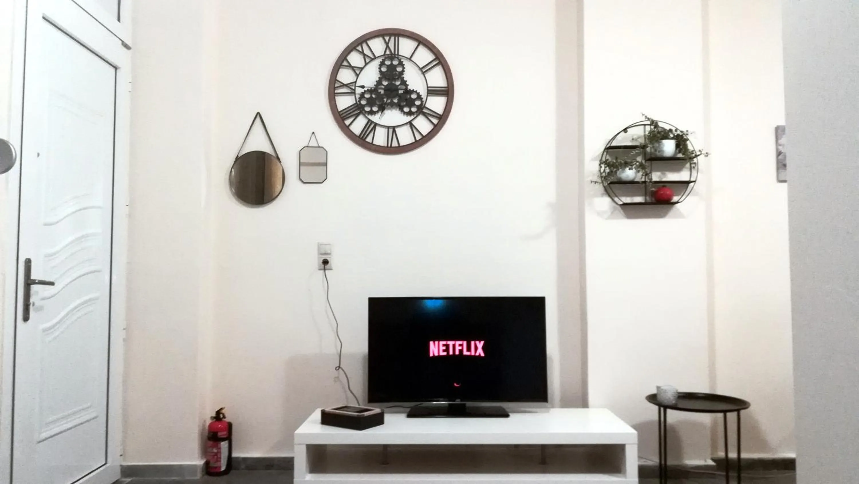 TV and multimedia in Luxury Apts Heraklion Center