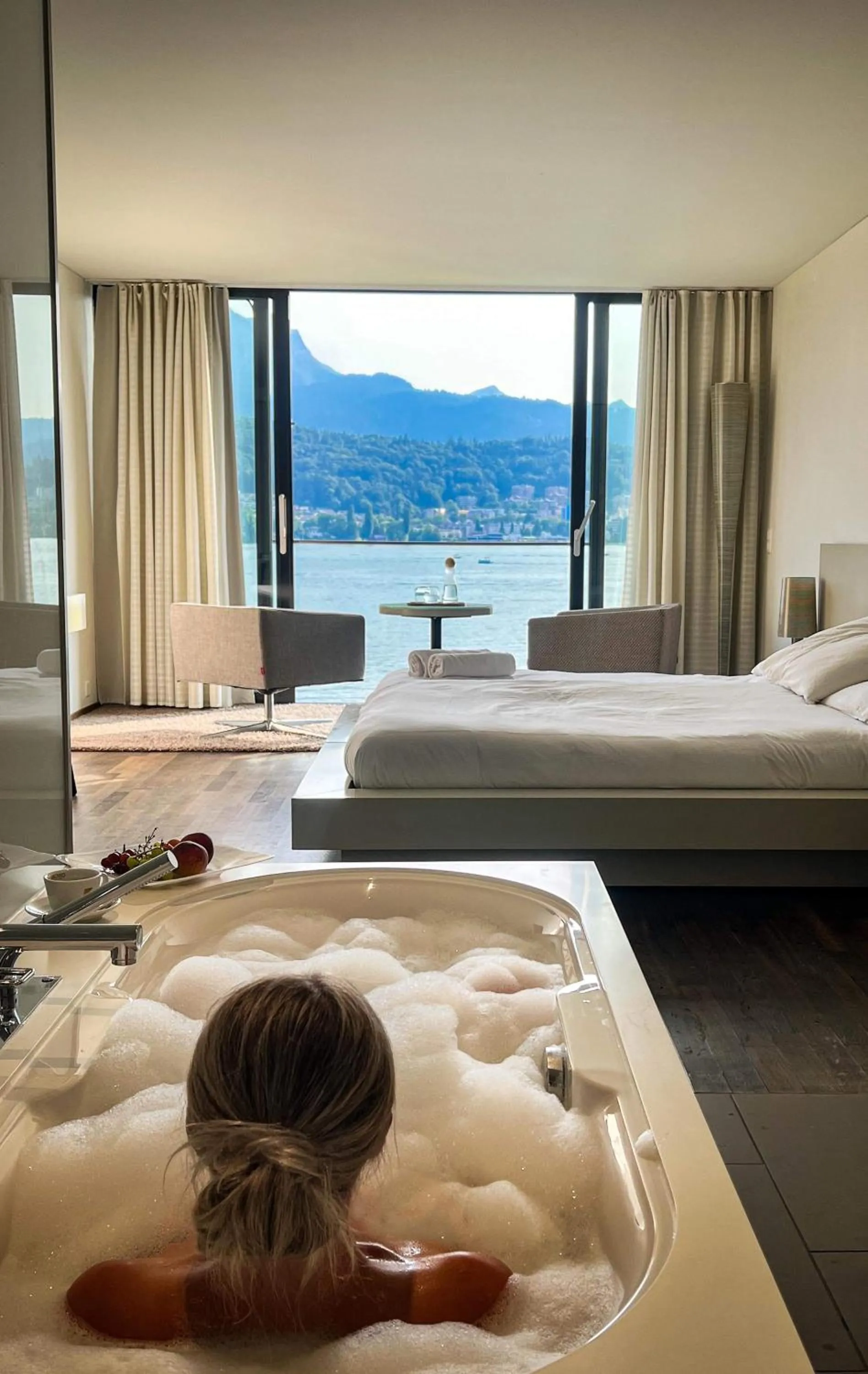 Natural landscape, Bed in HERMITAGE Lake Lucerne - Beach Club & Lifestyle Hotel