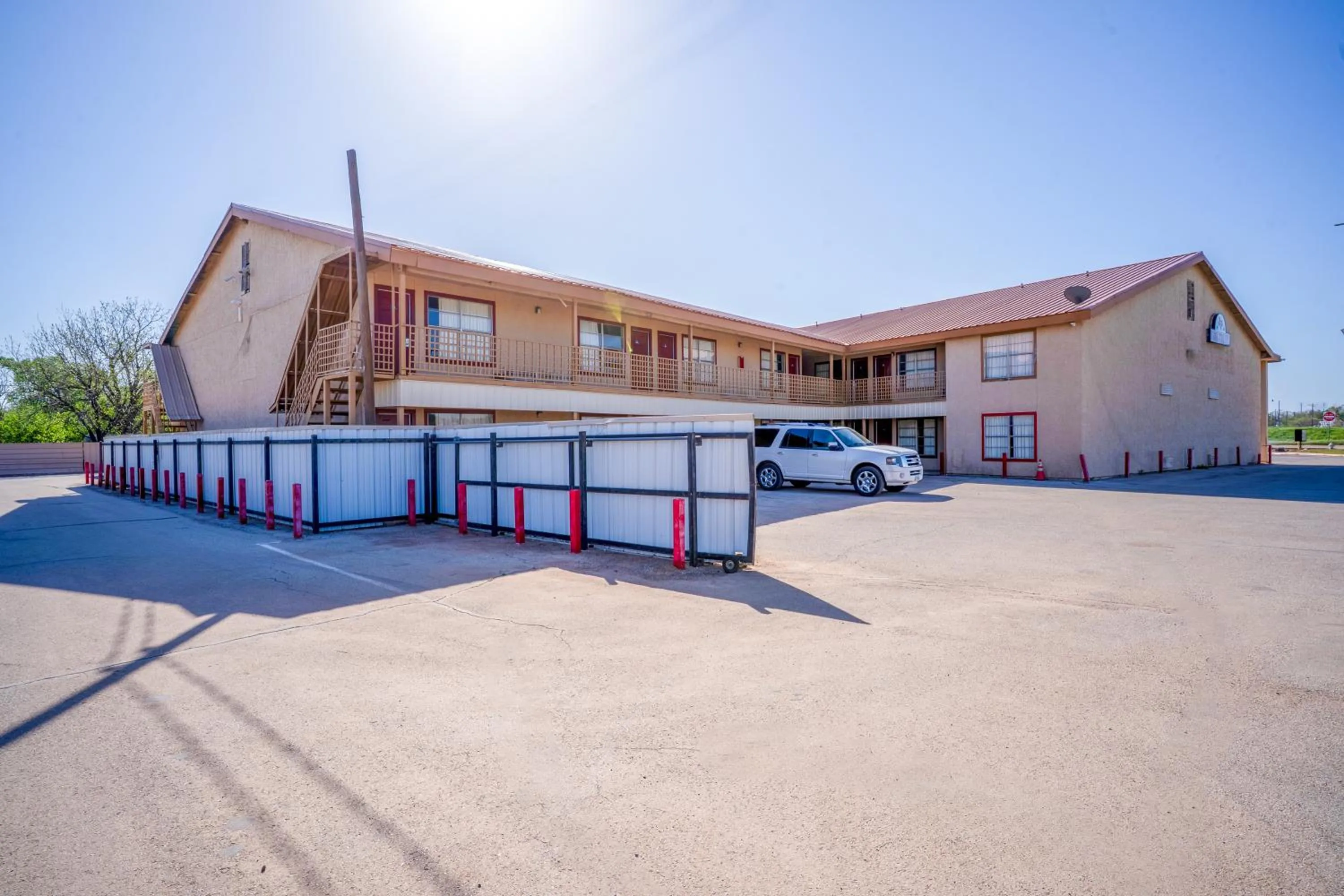 Parking in Lone Star Inn by OYO Vernon Texas Hwy 287