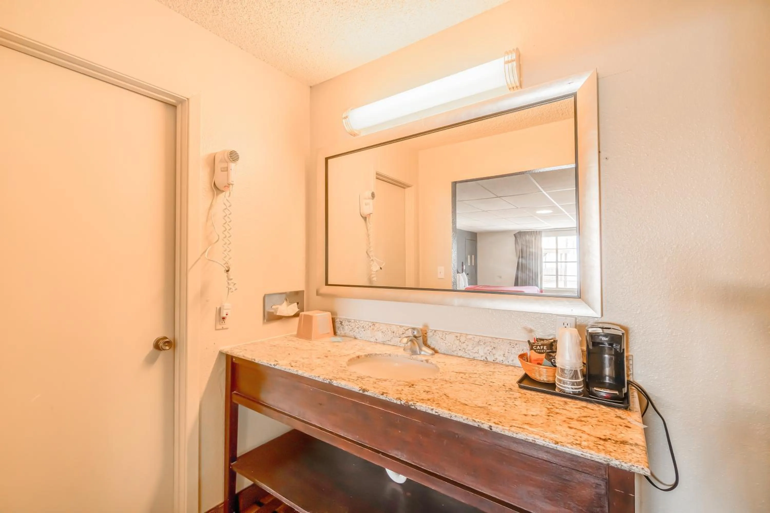 Bathroom in Lone Star Inn by OYO Vernon Texas Hwy 287