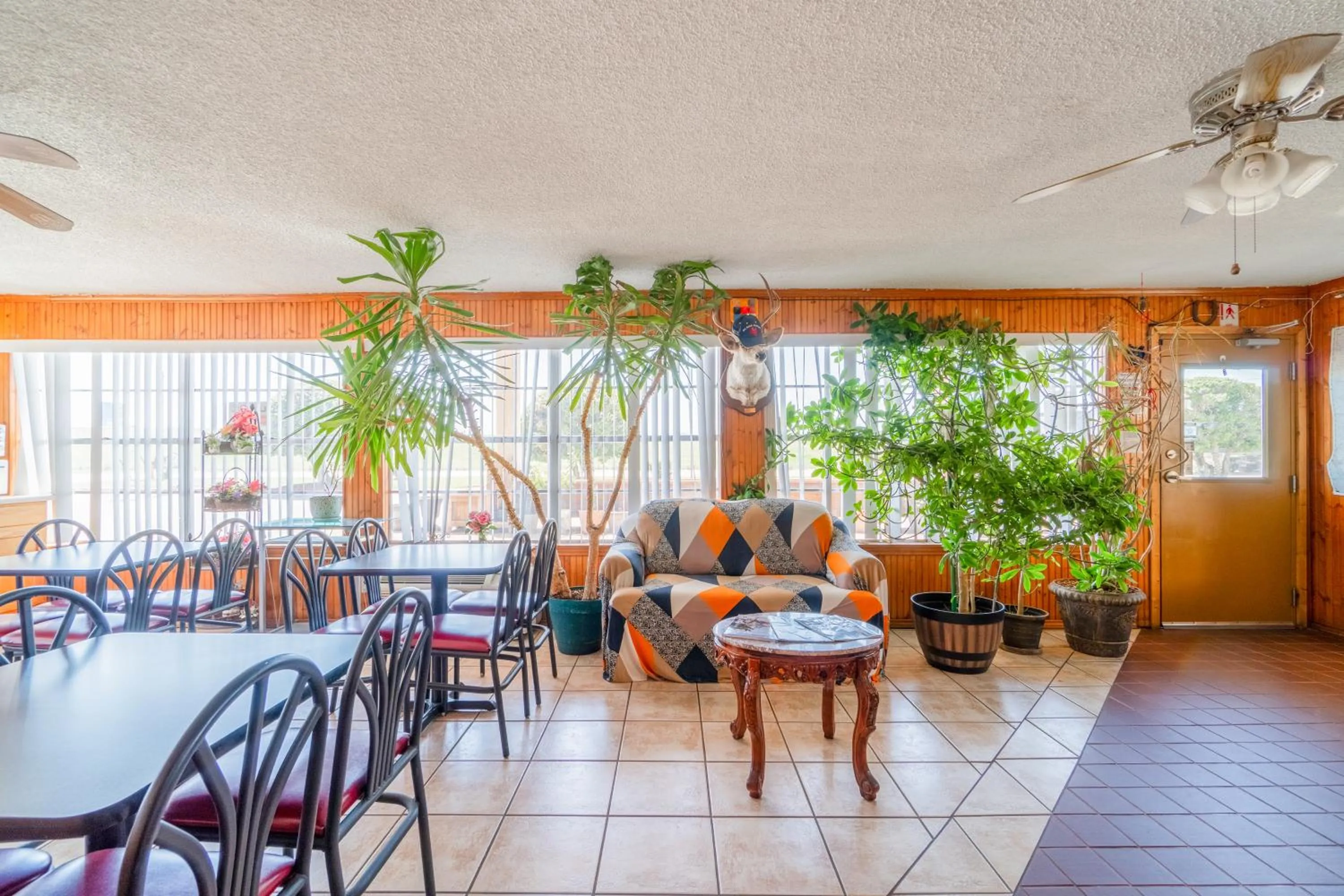 Lobby or reception in Lone Star Inn by OYO Vernon Texas Hwy 287