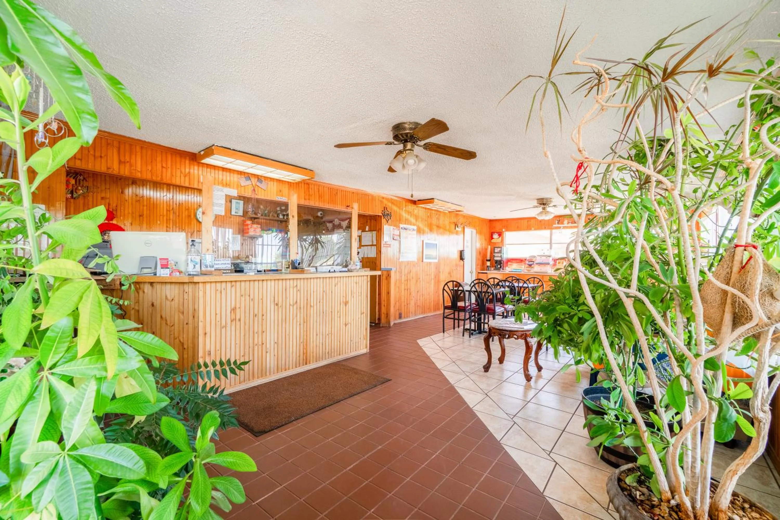 Lobby or reception in Lone Star Inn by OYO Vernon Texas Hwy 287
