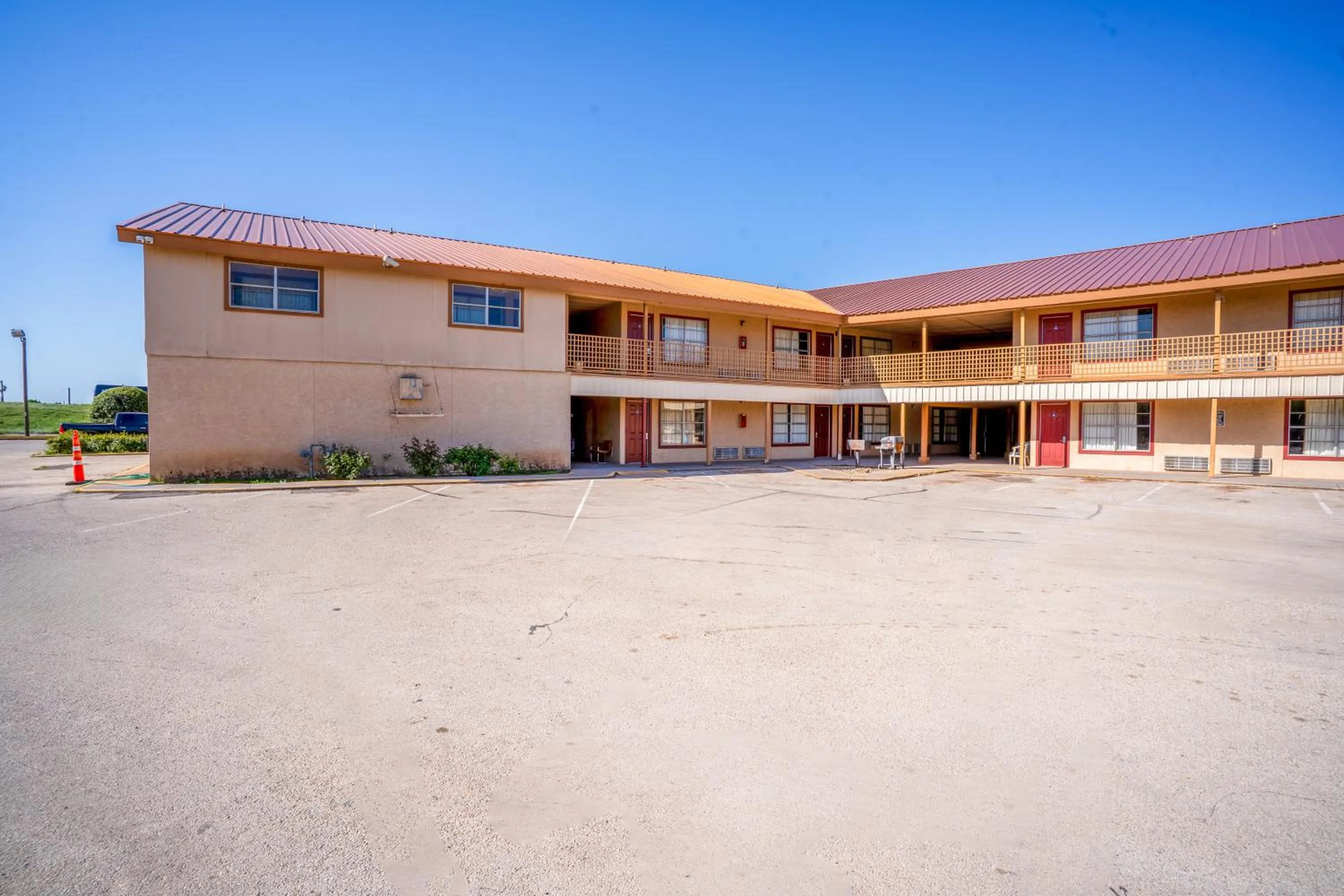 Property building in Lone Star Inn by OYO Vernon Texas Hwy 287