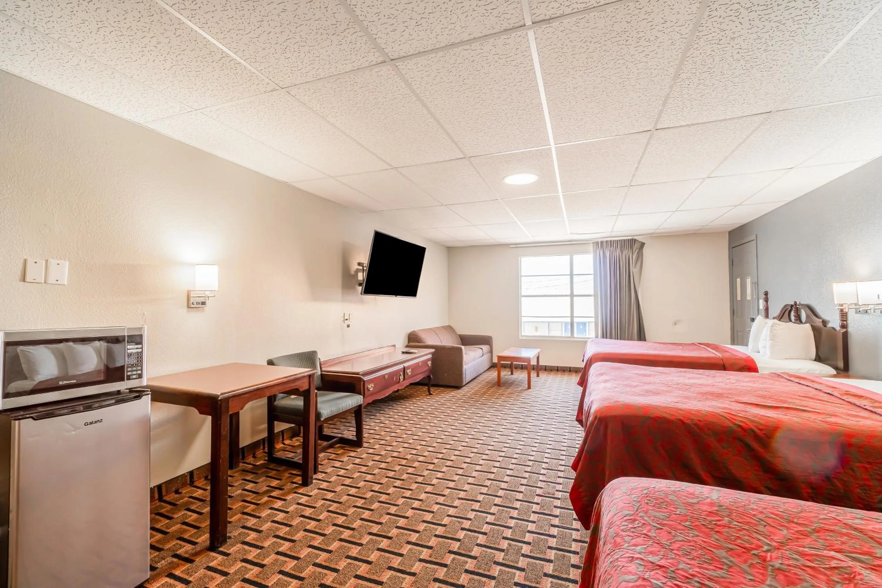 Bedroom, Bed in Lone Star Inn by OYO Vernon Texas Hwy 287