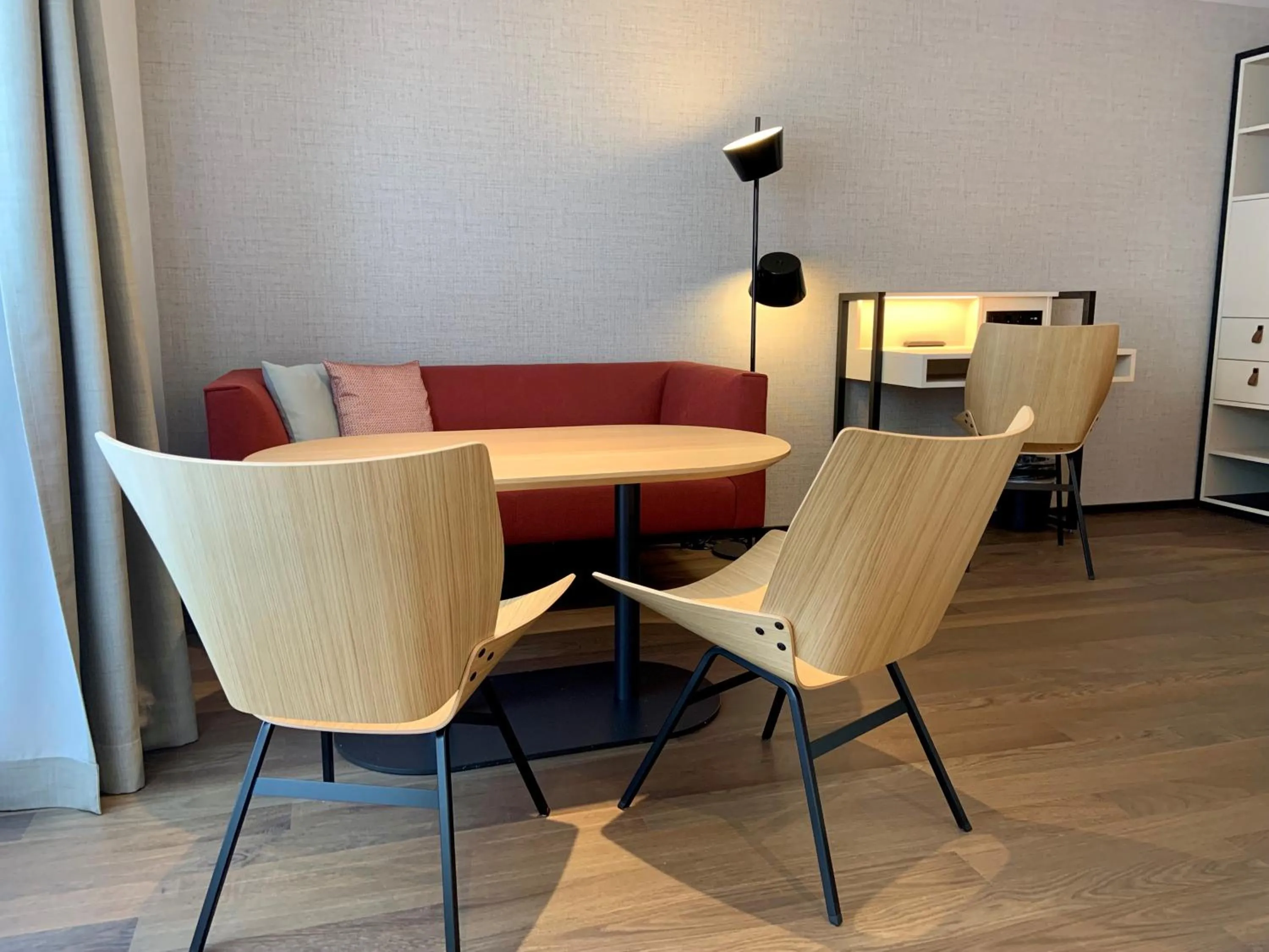 Photo of the whole room in Hotel Interlaken