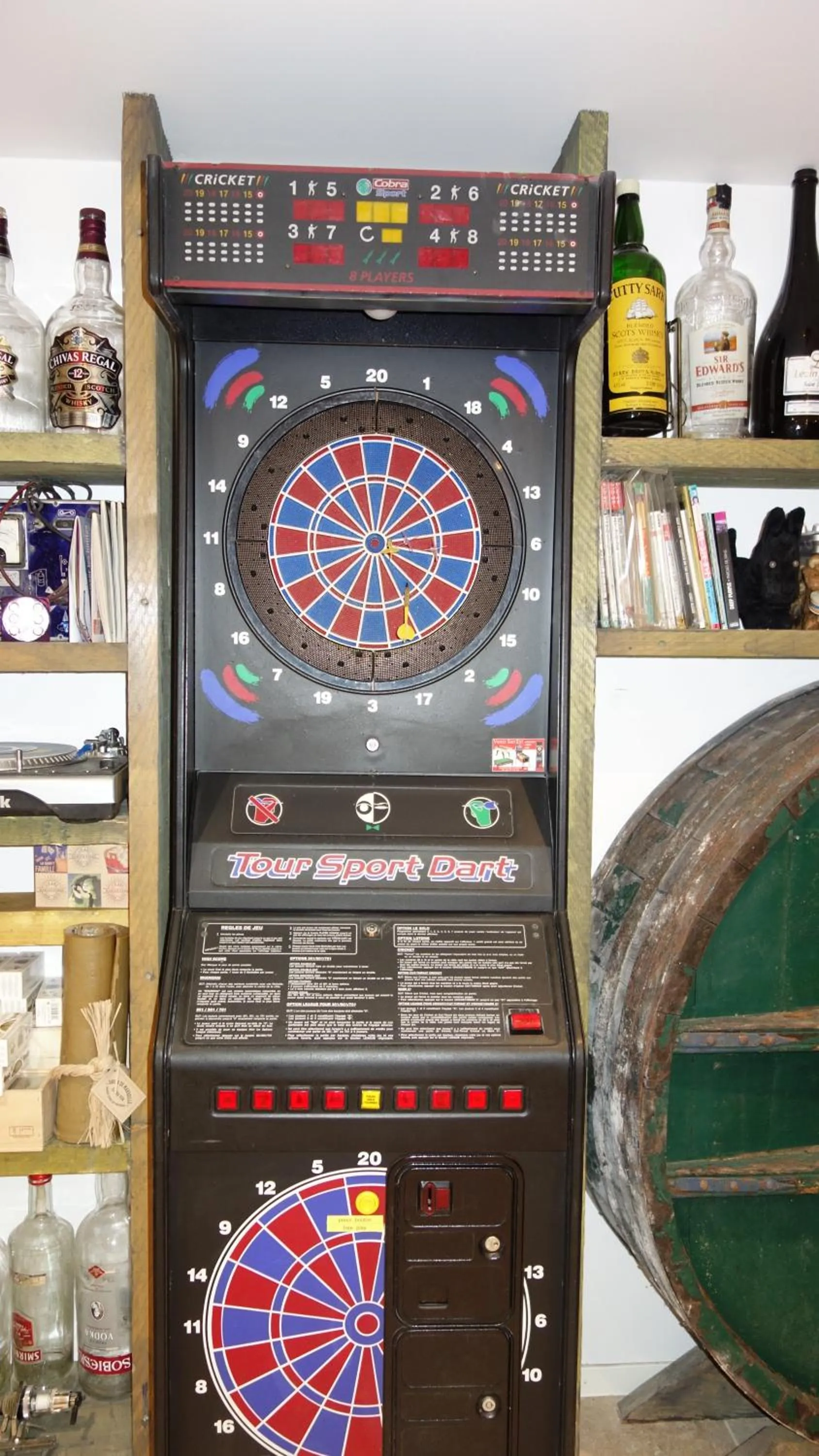 Game Room in Hostelry Music Repetition