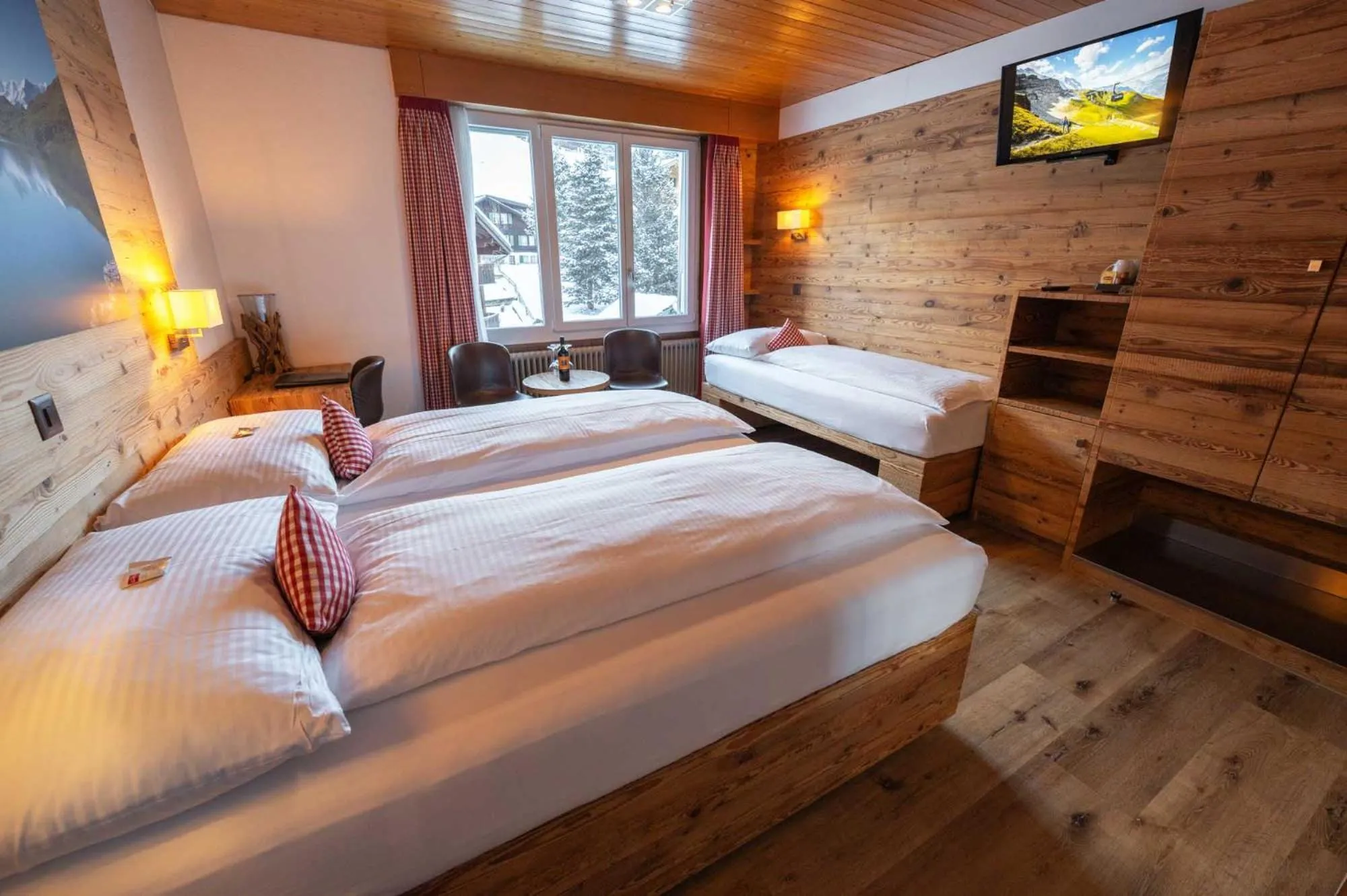 Bed in Hotel Bernerhof Grindelwald