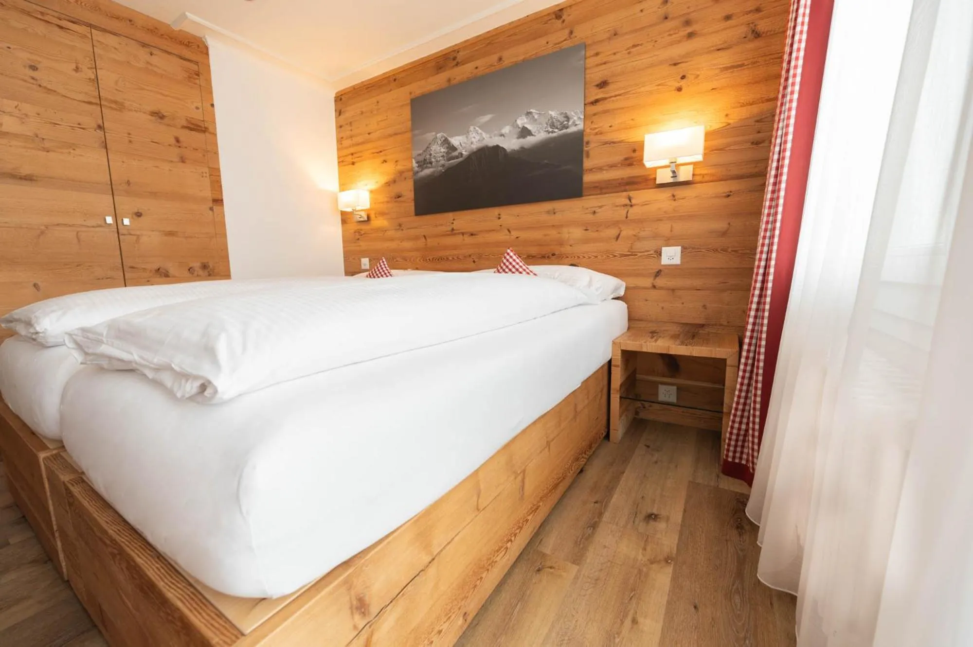 Bed in Hotel Bernerhof Grindelwald