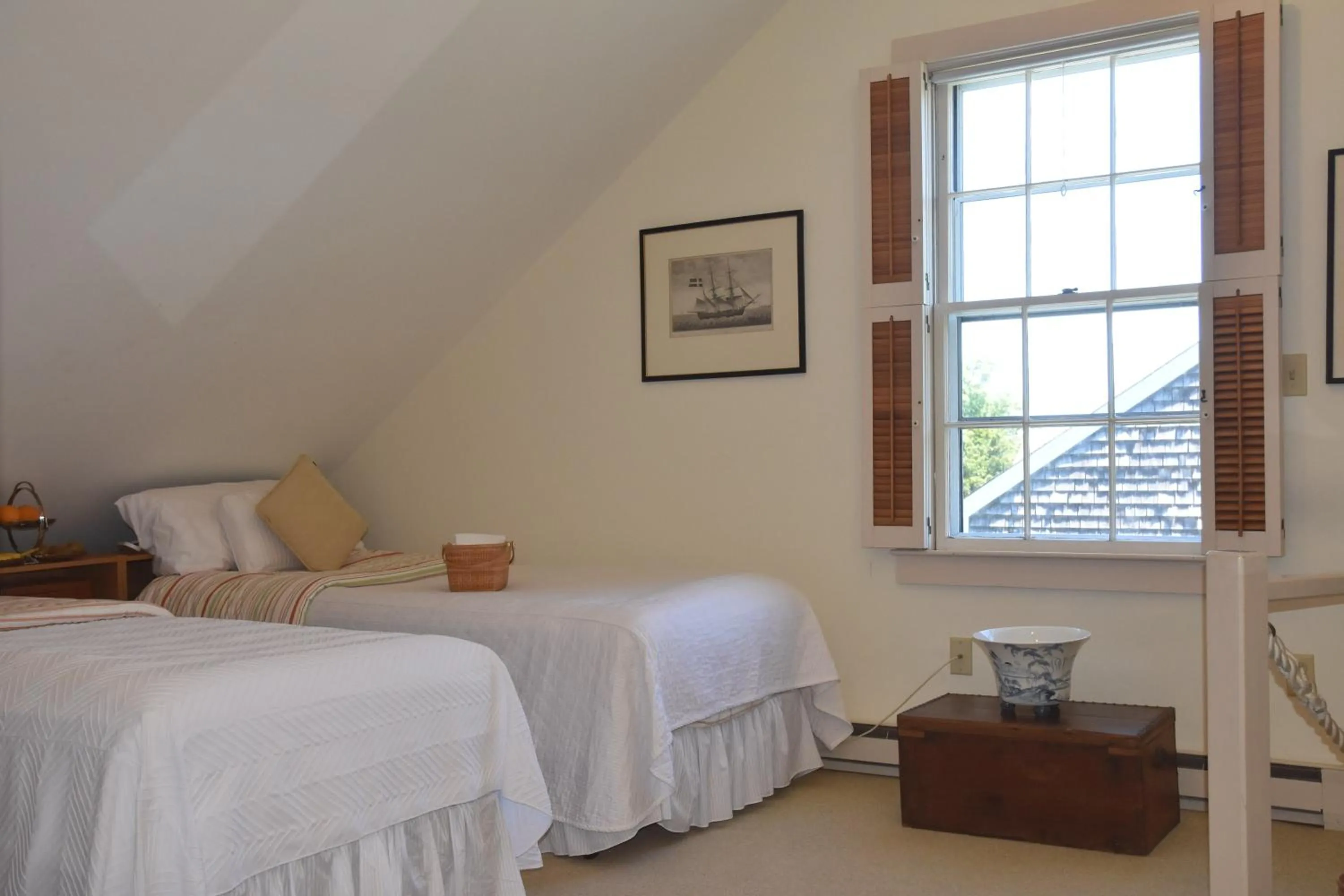 Bed in 29 India House