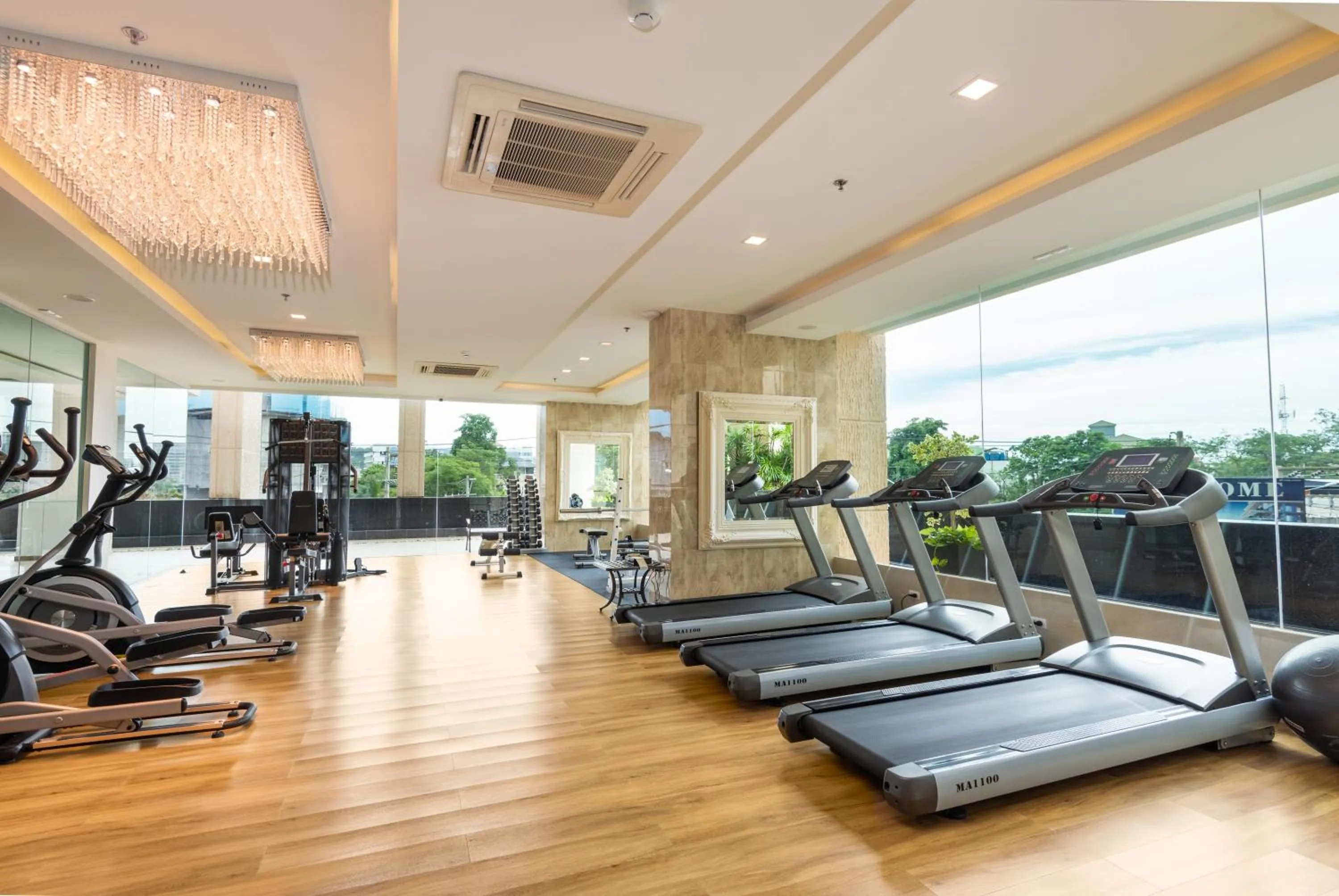 Fitness centre/facilities in Rare Panoramic Sea, City & Mountain Views - XXL Balcony - 1Gbps Blazing Fast Free WIFI - Pool - Gym - Pool Table - Steam - Sauna - Bar