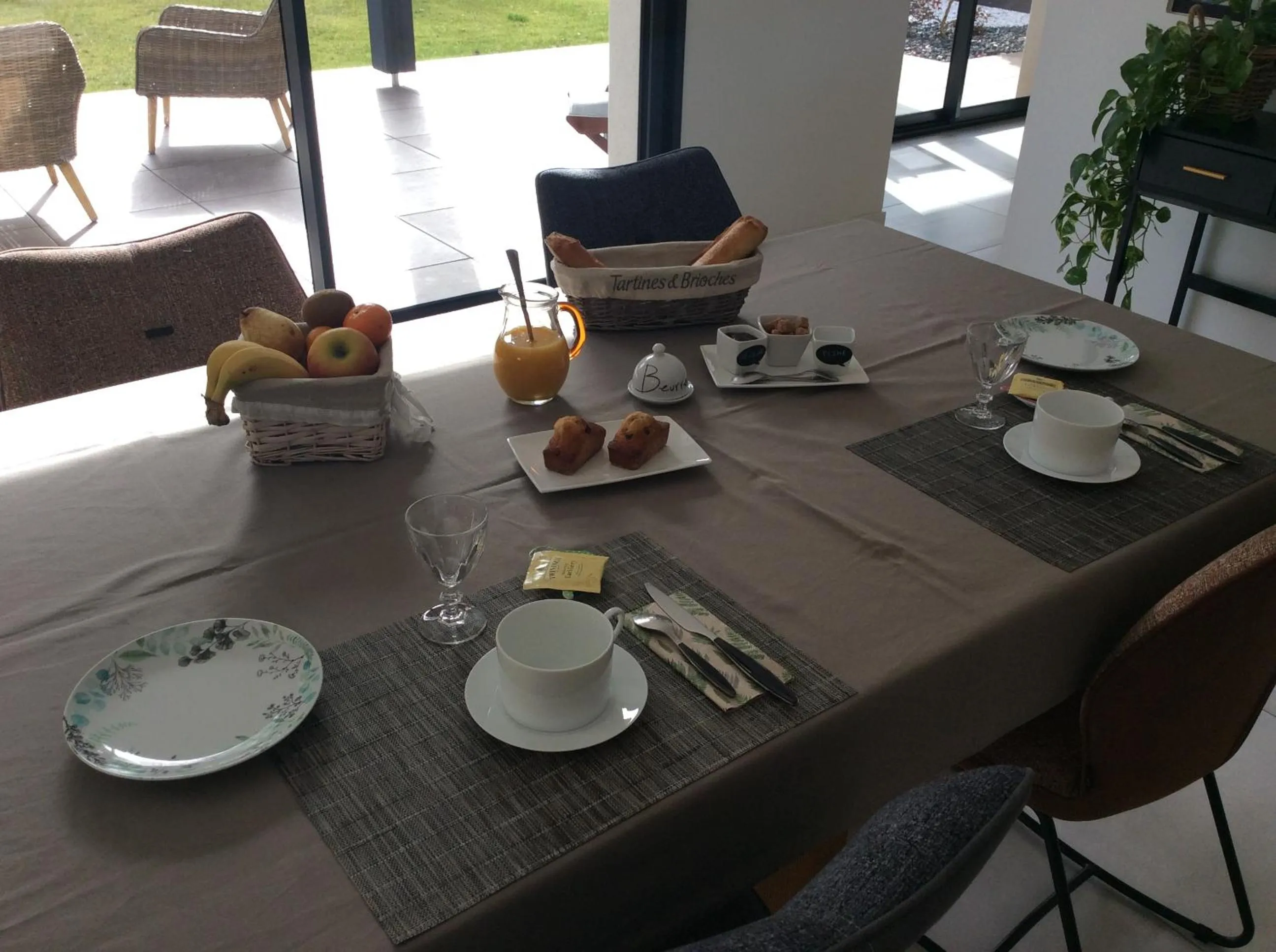 Du Côté de Chez Paule, chambre avec entrée indépendante et salle d'eau privative