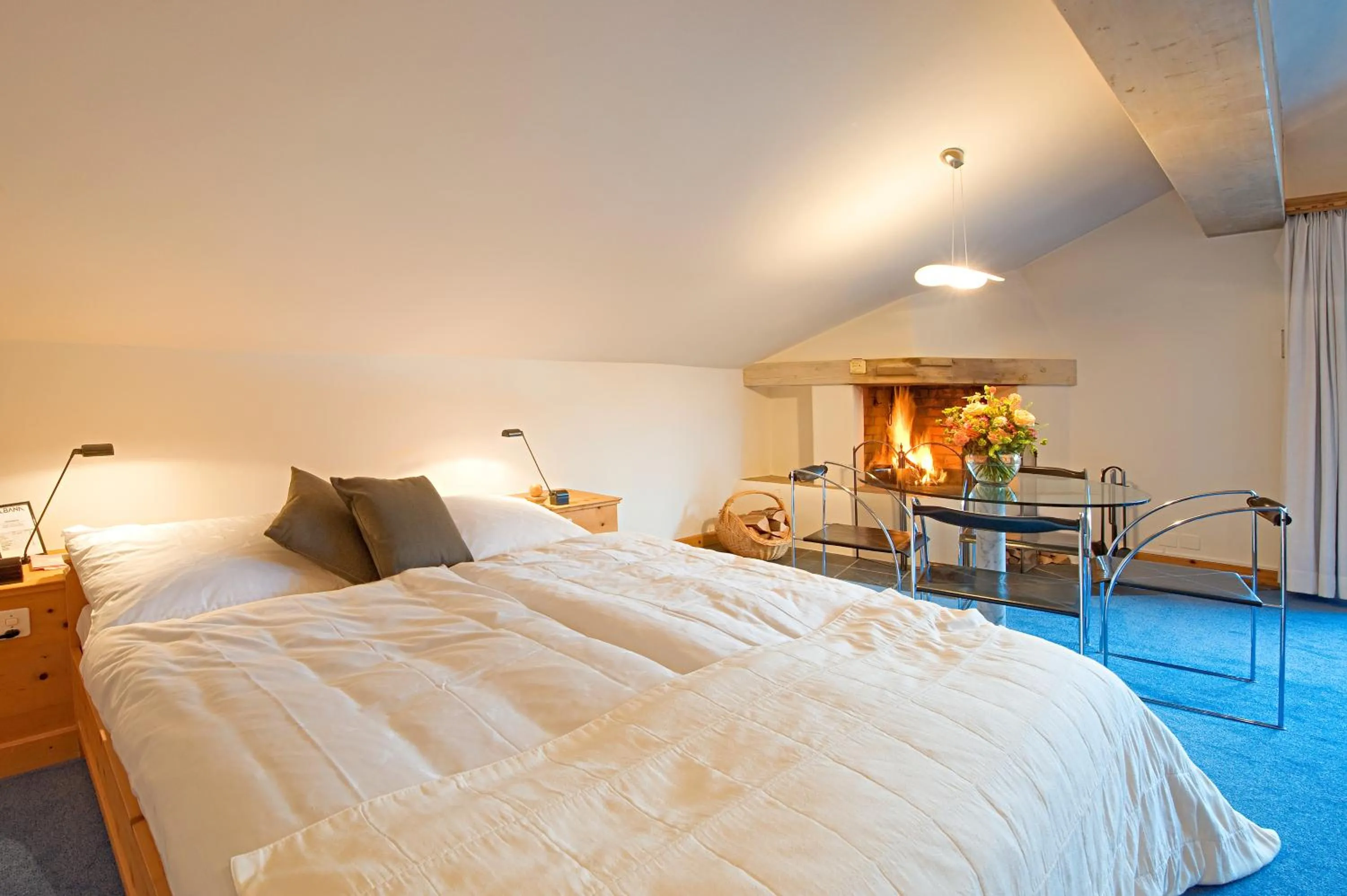 Photo of the whole room, Bed in Albana Hotel Silvaplana