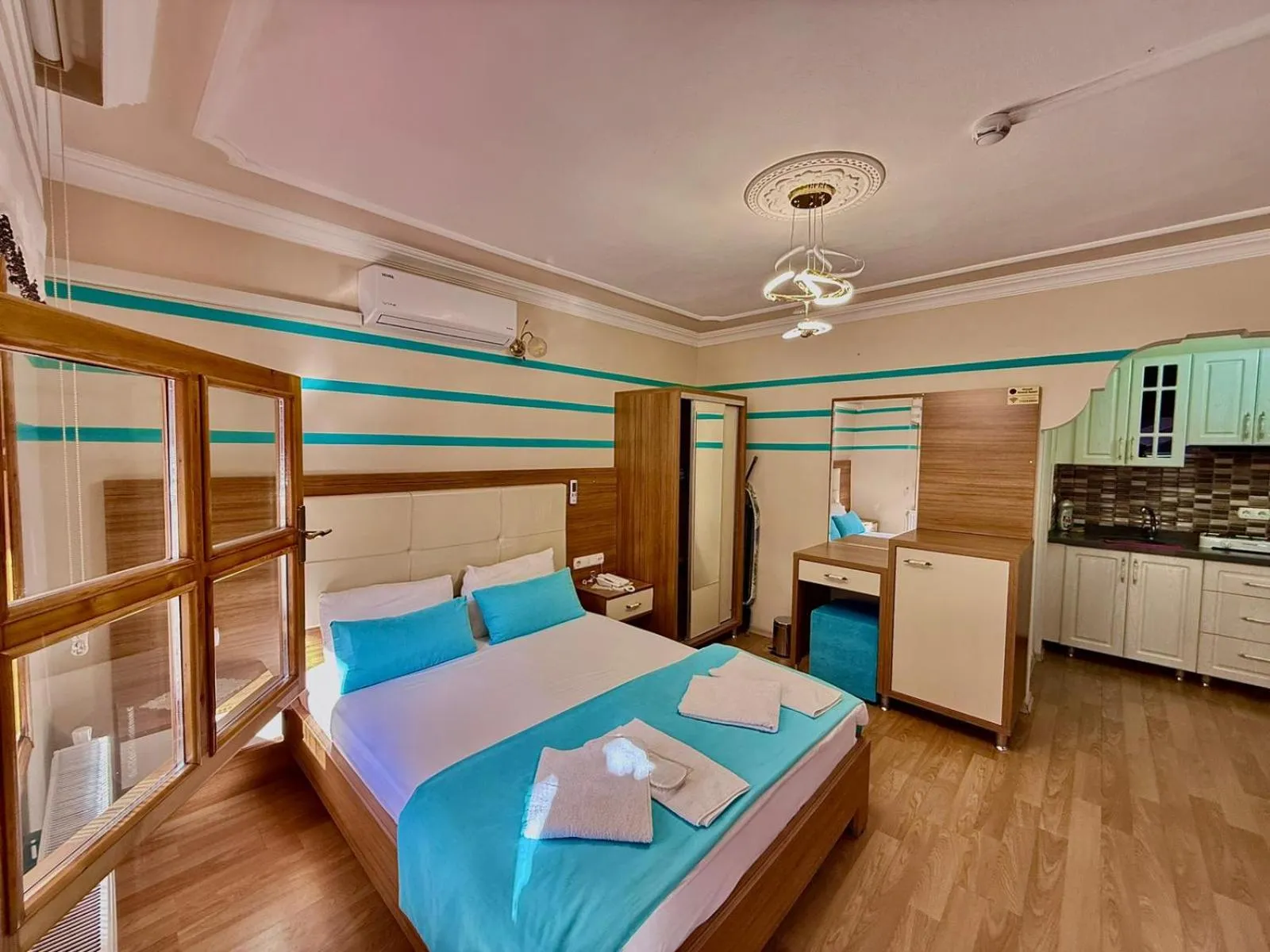 Photo of the whole room, Bed in Konak Grand Apart