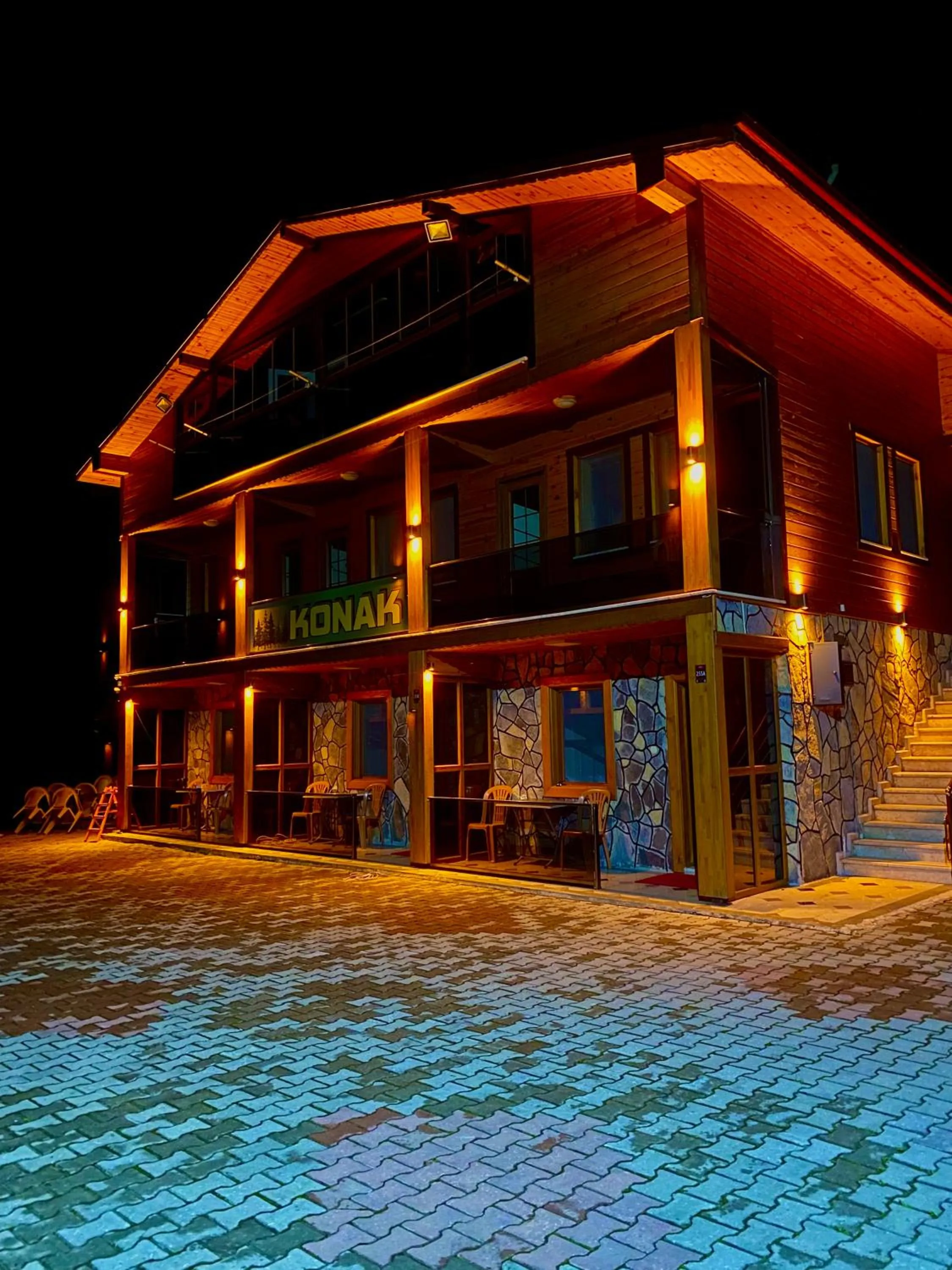 Property building in Konak Grand Apart