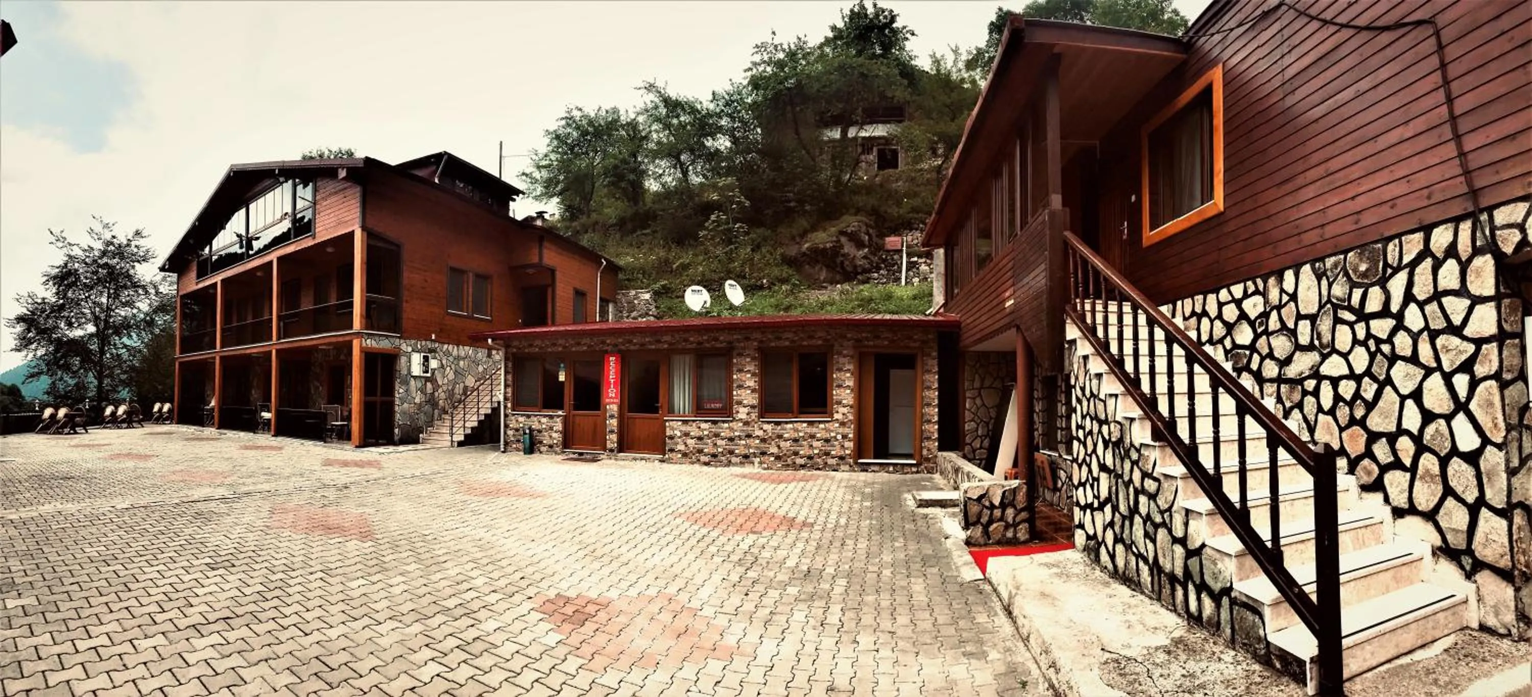 Facade/entrance in Konak Grand Apart