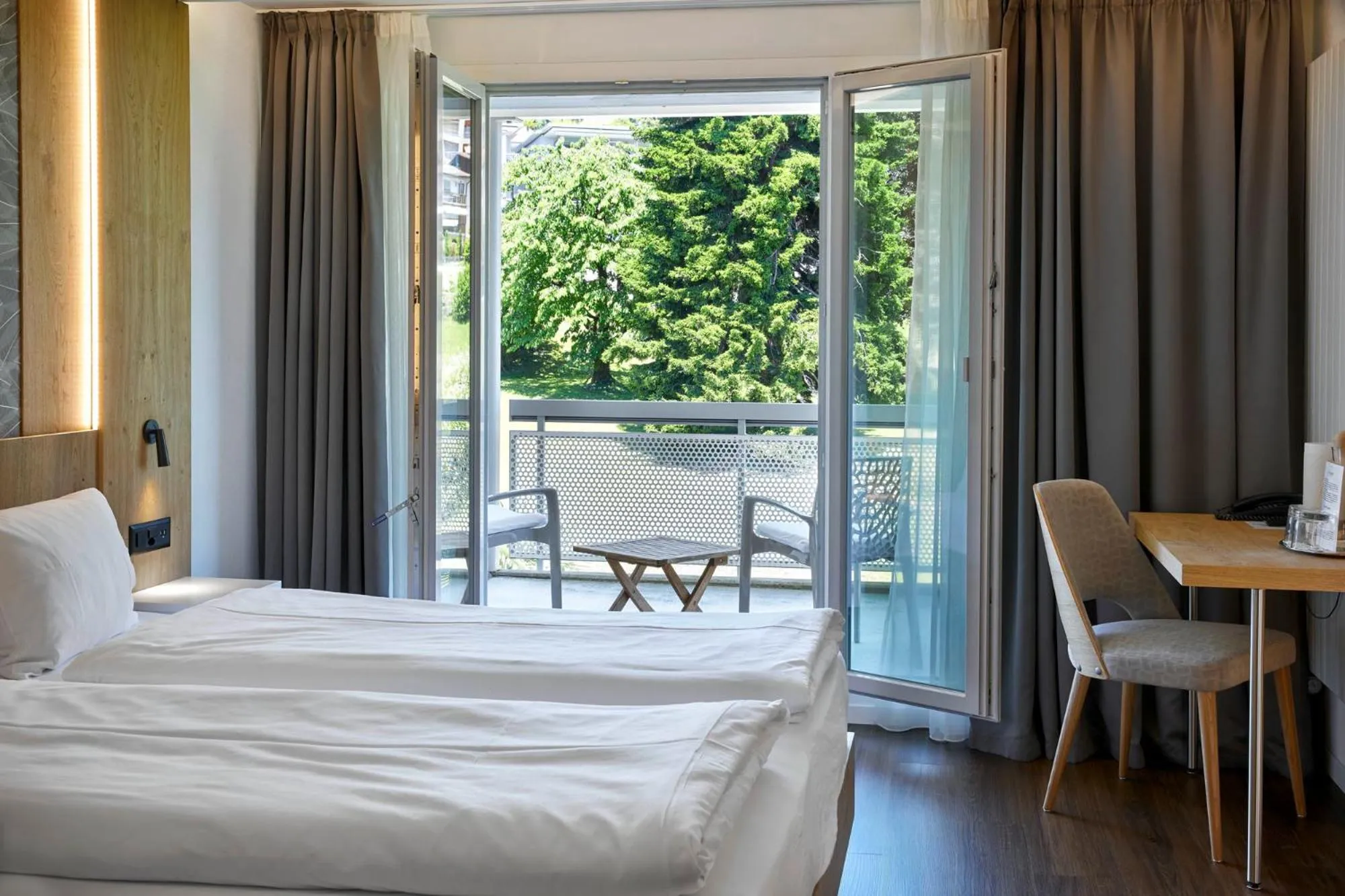 View (from property/room), Bed in Hotel Rössli Gourmet & Spa